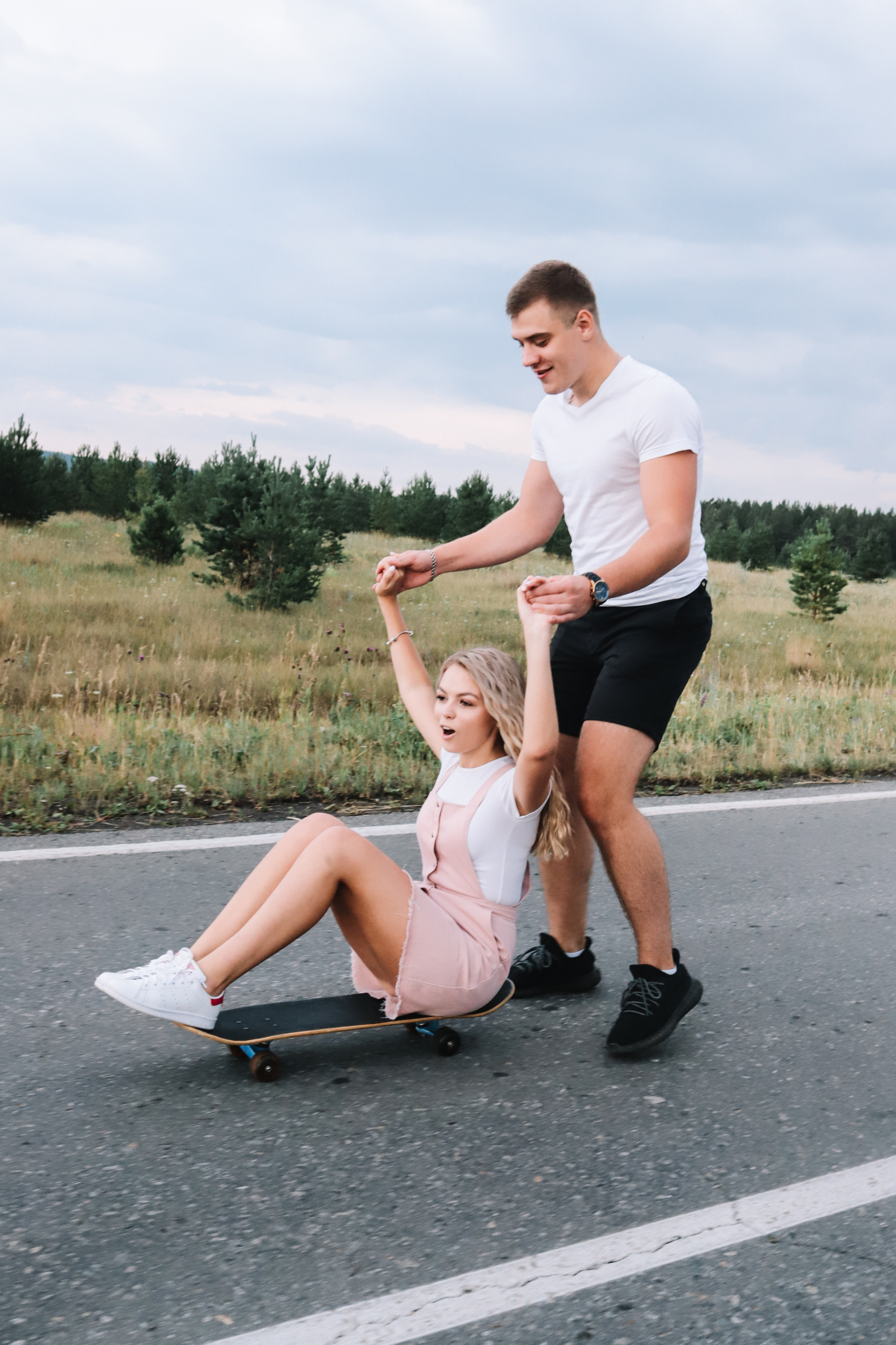 Женя и Лёша | ЛЮБОВЬ, СКЕЙТЫ И ПОПКОРН. Фотограф Регина Даниловна Усть — Катав