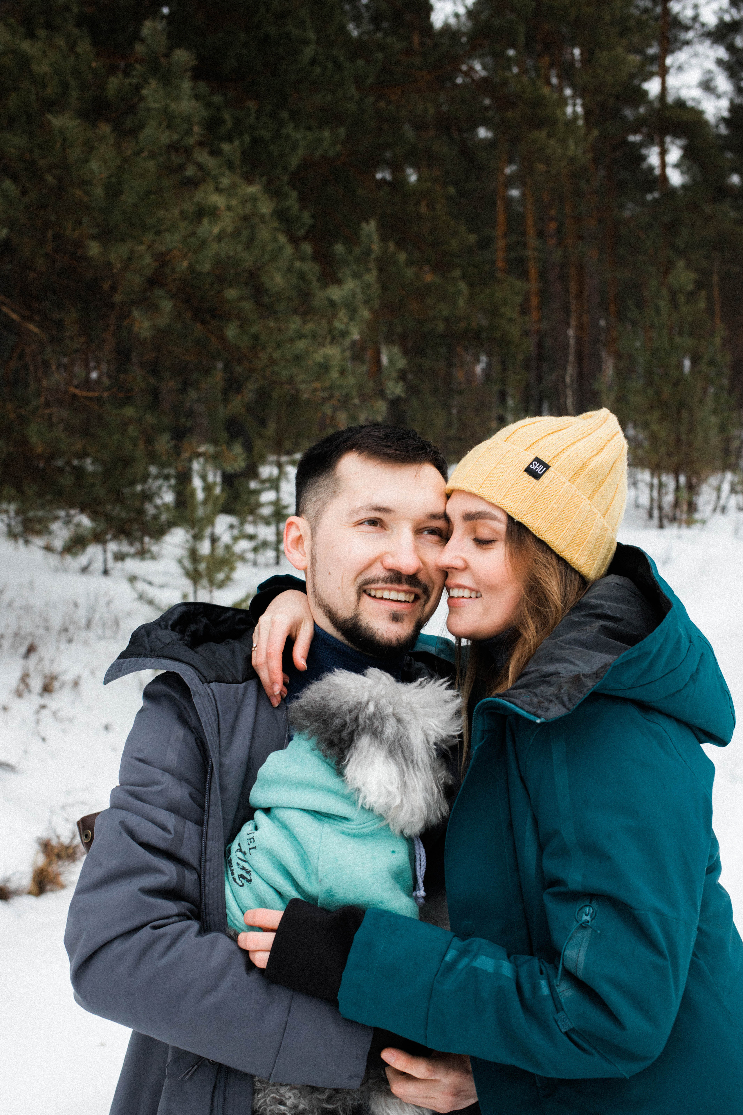 Женя, Антон и дед Маркиз. Фотограф Регина Даниловна Усть — Катав