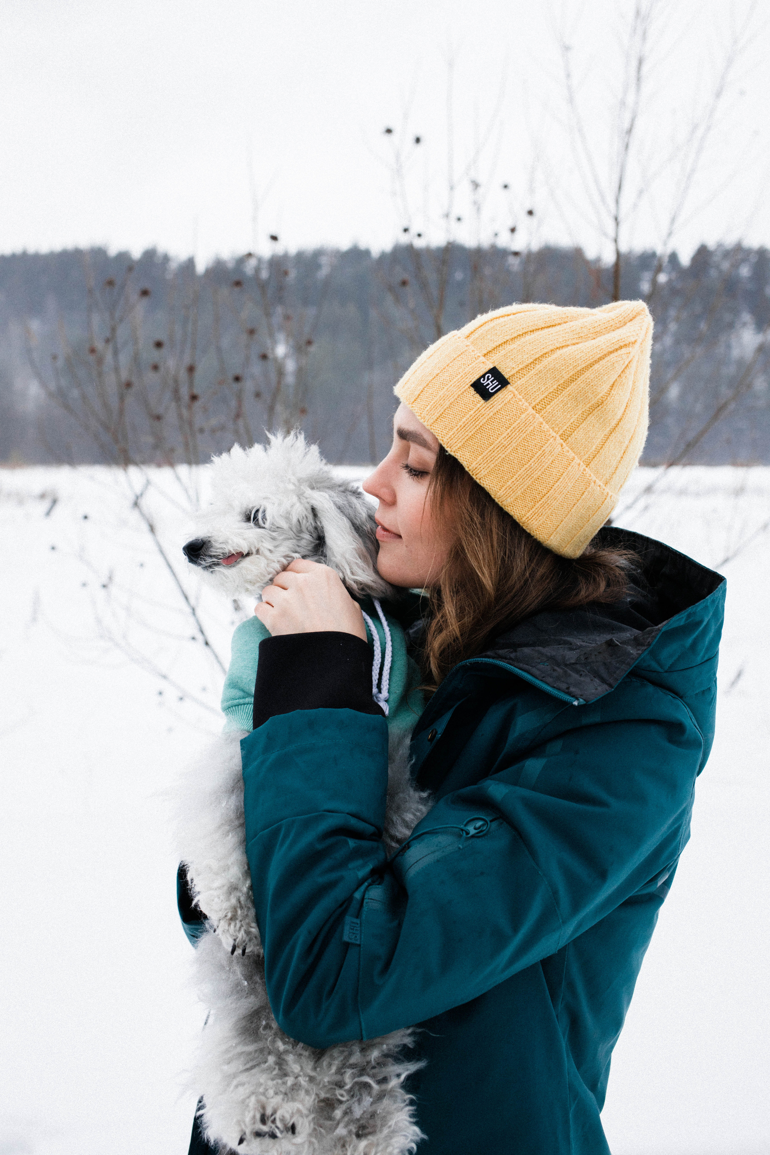 Женя, Антон и дед Маркиз. Фотограф Регина Даниловна Усть — Катав