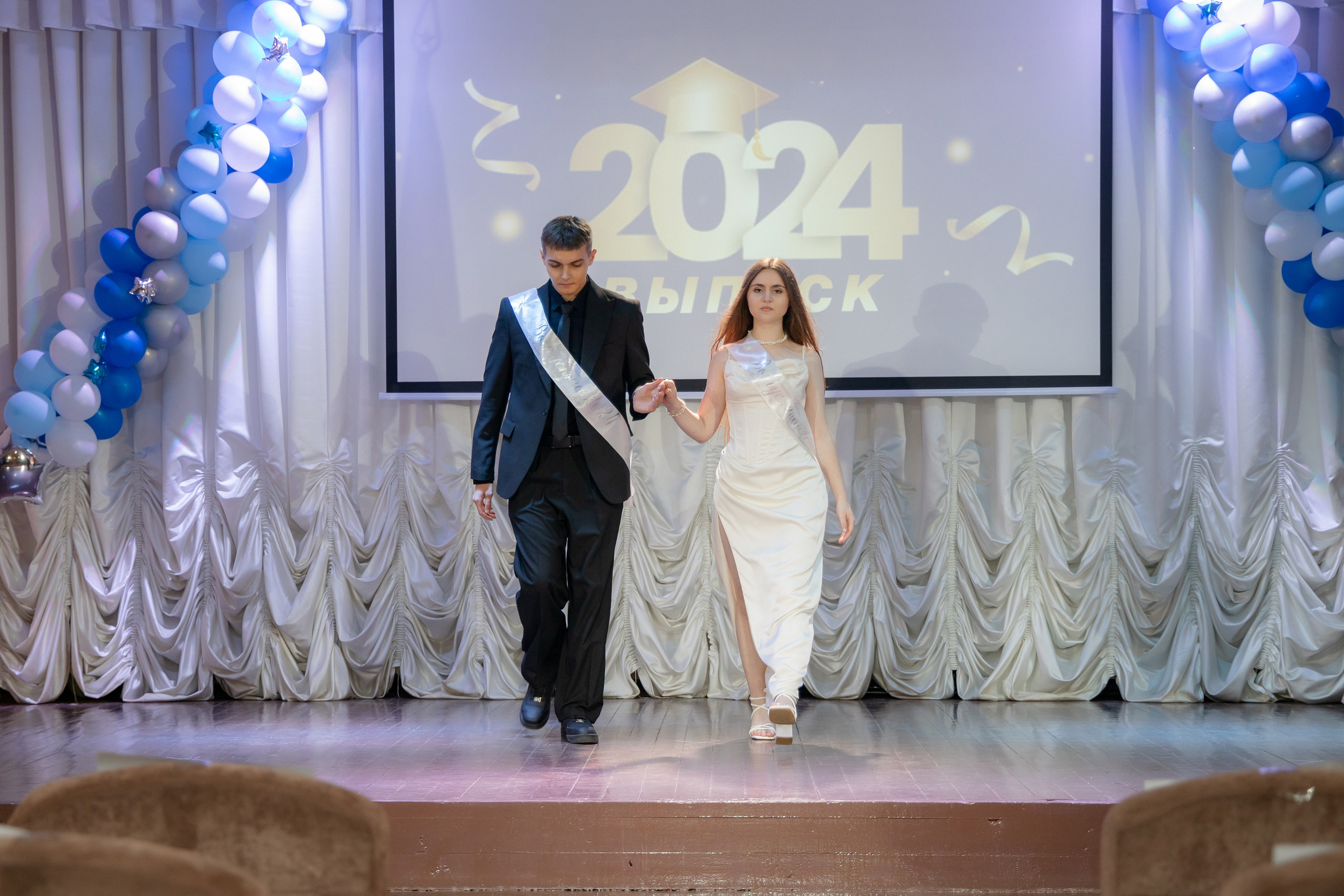 Школьный выпускной 2024 год в Соколе (Минск). Свадебный фотограф в Минске/Беларуси Сергей Спиридонов