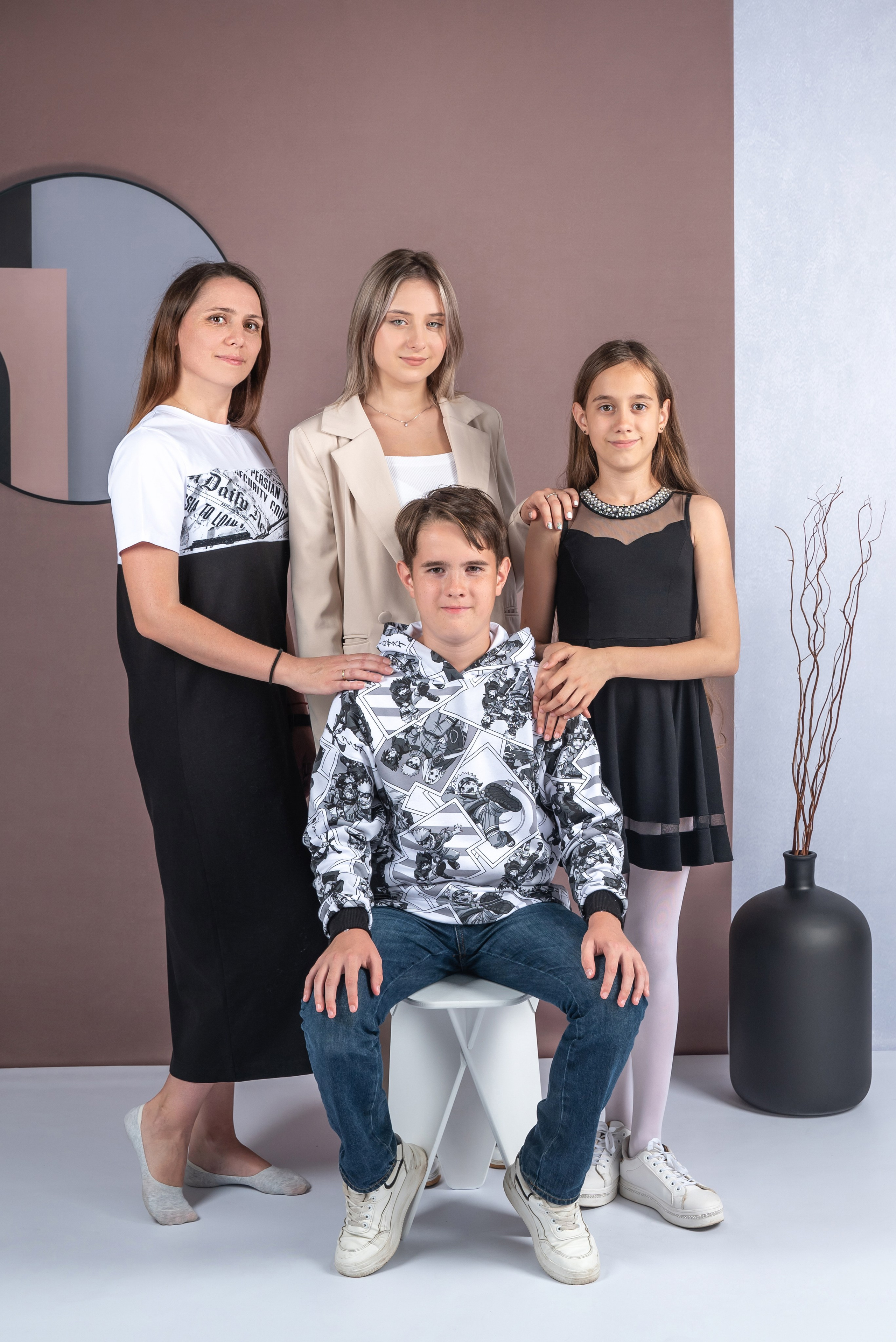 Фотозона «Капучино». Выпускные альбомы в Донецке и ДНР. Фотограф Донецк и ДНР