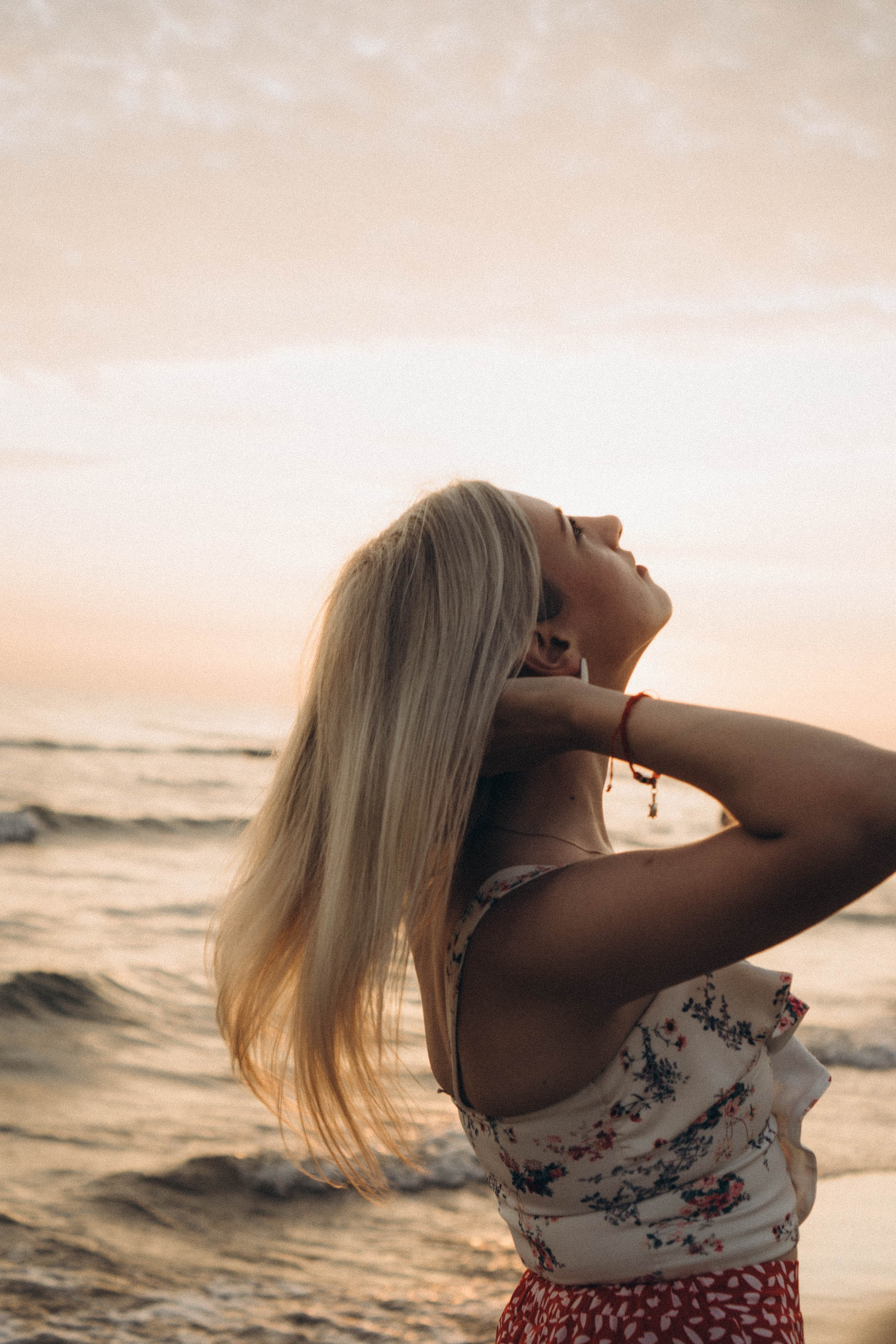 Июльский вечер на берегу черного моря. Профессиональный фотограф, Санкт-Петербург — Виктория Богомолова