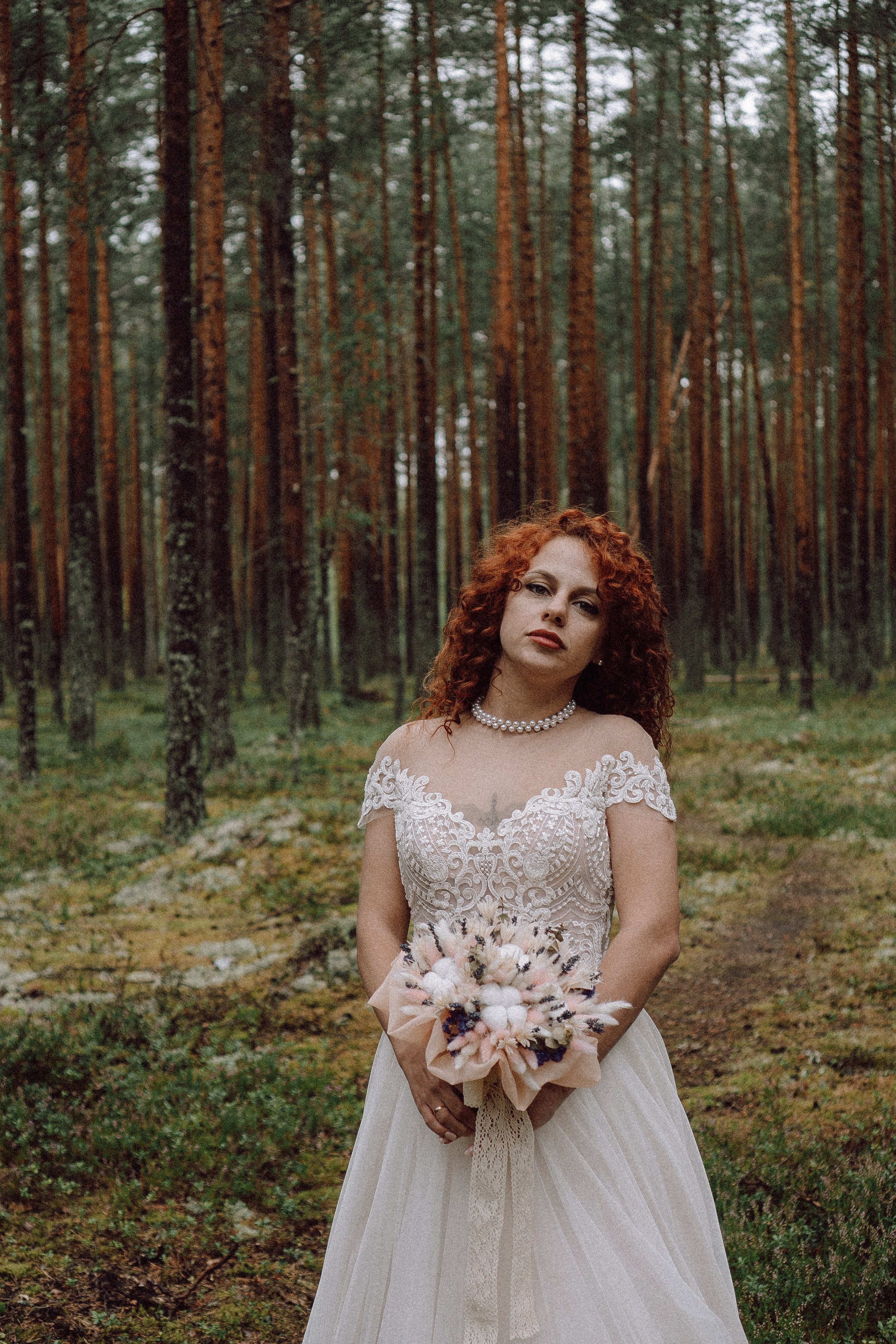 СВАДЕБНАЯ ФОТОСЕССИИЯ ПАРЫ В ГОРОДЕ ПРИОЗЕРСК В СОСНОВОМ ЛЕСУ И С ПИКАПОМ. Профессиональный фотограф, Санкт-Петербург — Виктория Богомолова