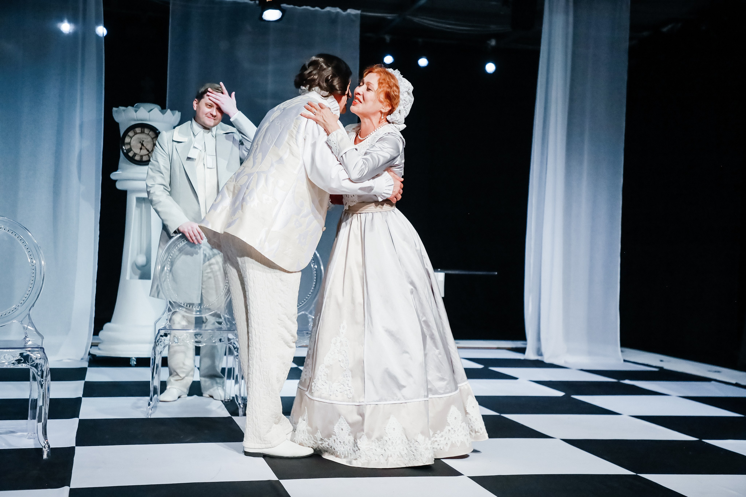 «Дядюшкин сон». Молодёжный театр алтая. Режиссер Дарья Камошина. Фоторепортаж. Театральная фотосъёмка