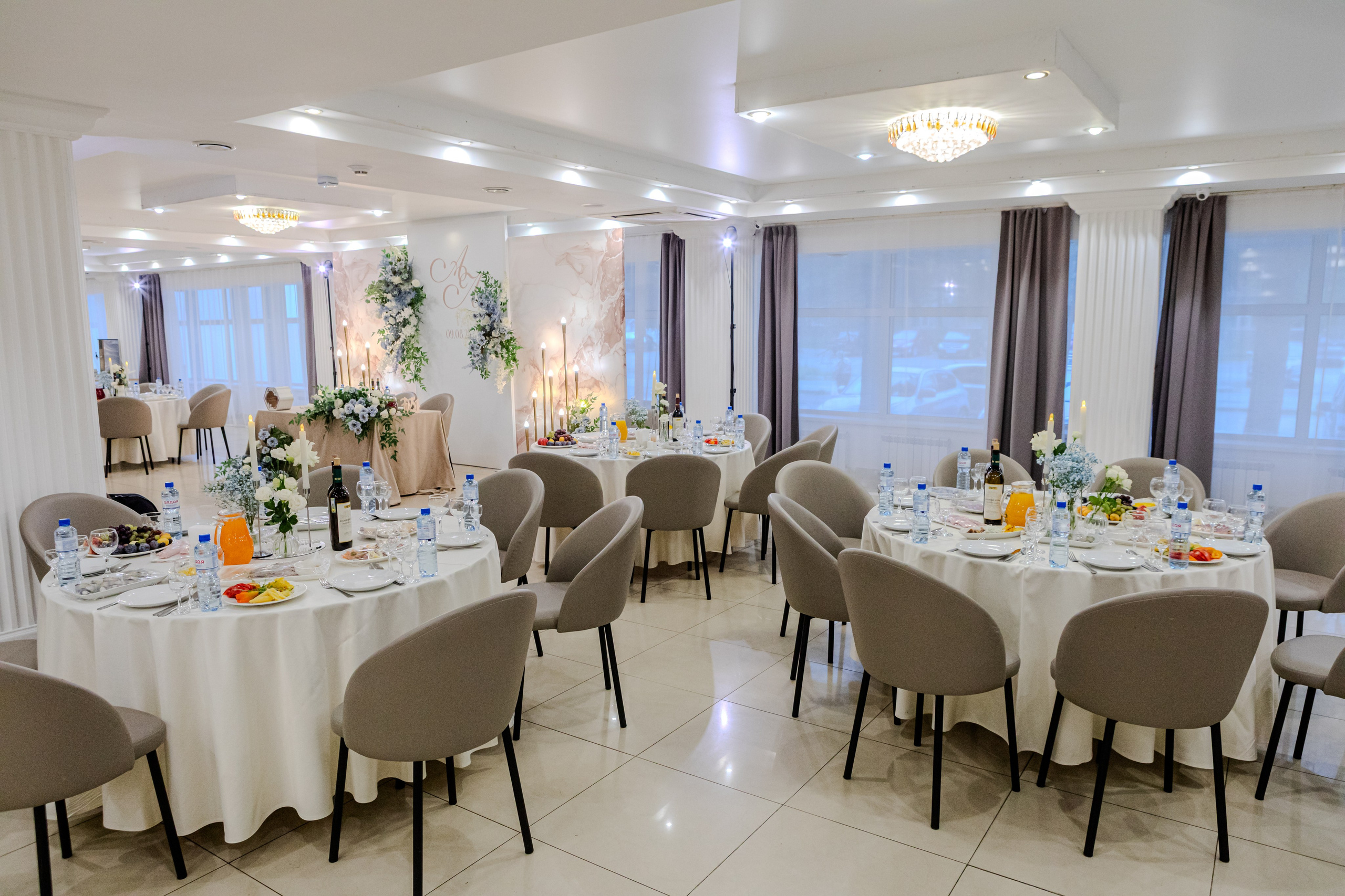 мАмакс Сити-отель Уфа, фото Алексея Муравьёва, современный отель,Лобби Амакс Сити-отеля, съёмка фотографа Алексея Муравьёва, гостиничный интерьер,Номера отеля Амакс Сити Уфа, работа фотографа Алексея Муравьёва, комфортабельное размещение,Ресторан Амакс Сити-отеля, фото Алексея Муравьёва, гостиничная кухня,Рецепция Амакс Сити Уфа, съёмка Алексея Муравьёва, сервис для гостей,Спа-зона отеля Амакс Сити, фото Алексея Муравьёва, оздоровительные услуги,Конференц-зал Амакс Сити-отеля, работа фотографа Алексея Муравьёва, бизнес-мероприятия,Лифт отеля Амакс Сити Уфа, съёмка Алексея Муравьёва, современный дизайн,Номера люкс Амакс Сити, фото Алексея Муравьёва, премиальный комфорт,Зона отдыха Амакс Сити-отеля, работа фотографа Алексея Муравьёва, релакс для гостей,Инфраструктура Амакс Сити Уфа, съёмка Алексея Муравьёва, гостиничные услуги,Паркинг отеля Амакс Сити, фото Алексея Муравьёва, безопасность гостей,Вестибюль Амакс Сити, работа фотографа Алексея Муравьёва, элегантность интерьера,Номера стандарт Амакс Сити-отеля, съёмка Алексея Муравьёва, удобство проживания,Общественные зоны Амакс Сити Уфа, фото Алексея Муравьёва, современный дизайн,Ресторан и бар Амакс Сити, работа фотографа Алексея Муравьёва, гастрономические предложения,Интерьер отеля Амакс Сити Уфа, фото Алексея Муравьёва, гостиничный стиль,Мебель номеров Амакс Сити, съёмка Алексея Муравьёва, комфорт для постояльцев,Освещение отеля Амакс Сити, работа фотографа Алексея Муравьёва, уют для гостей,Терраса Амакс Сити-отеля, фото Алексея Муравьёва, панорамный вид