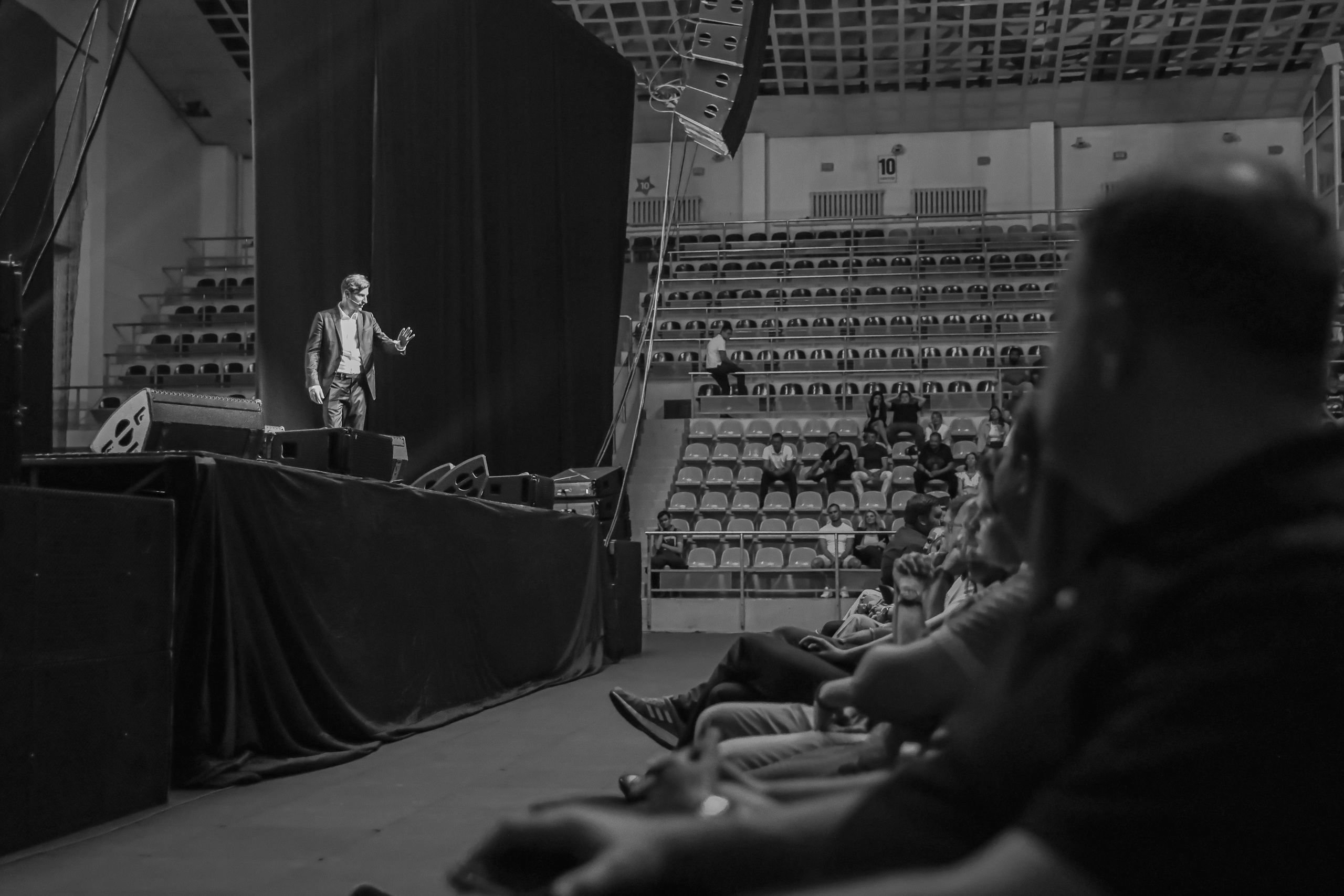 «ПАВЕЛ ВОЛЯ STAND-UP». Photographer Viktoriya Markushina «My world throug»