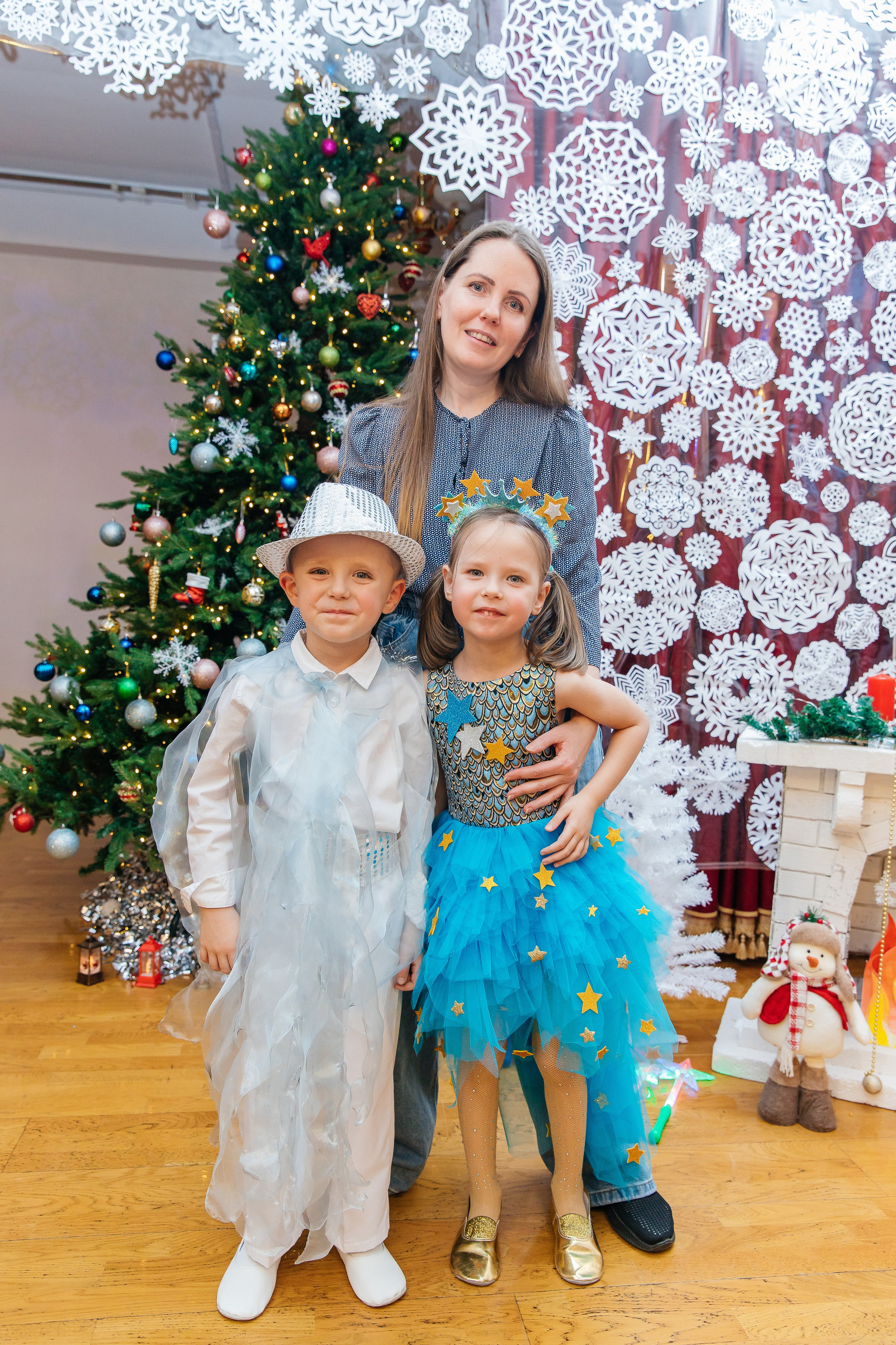 Детский сад № 93 — Утренник (27.12.2024). Свадебный и семейный фотограф Крамар Наталья