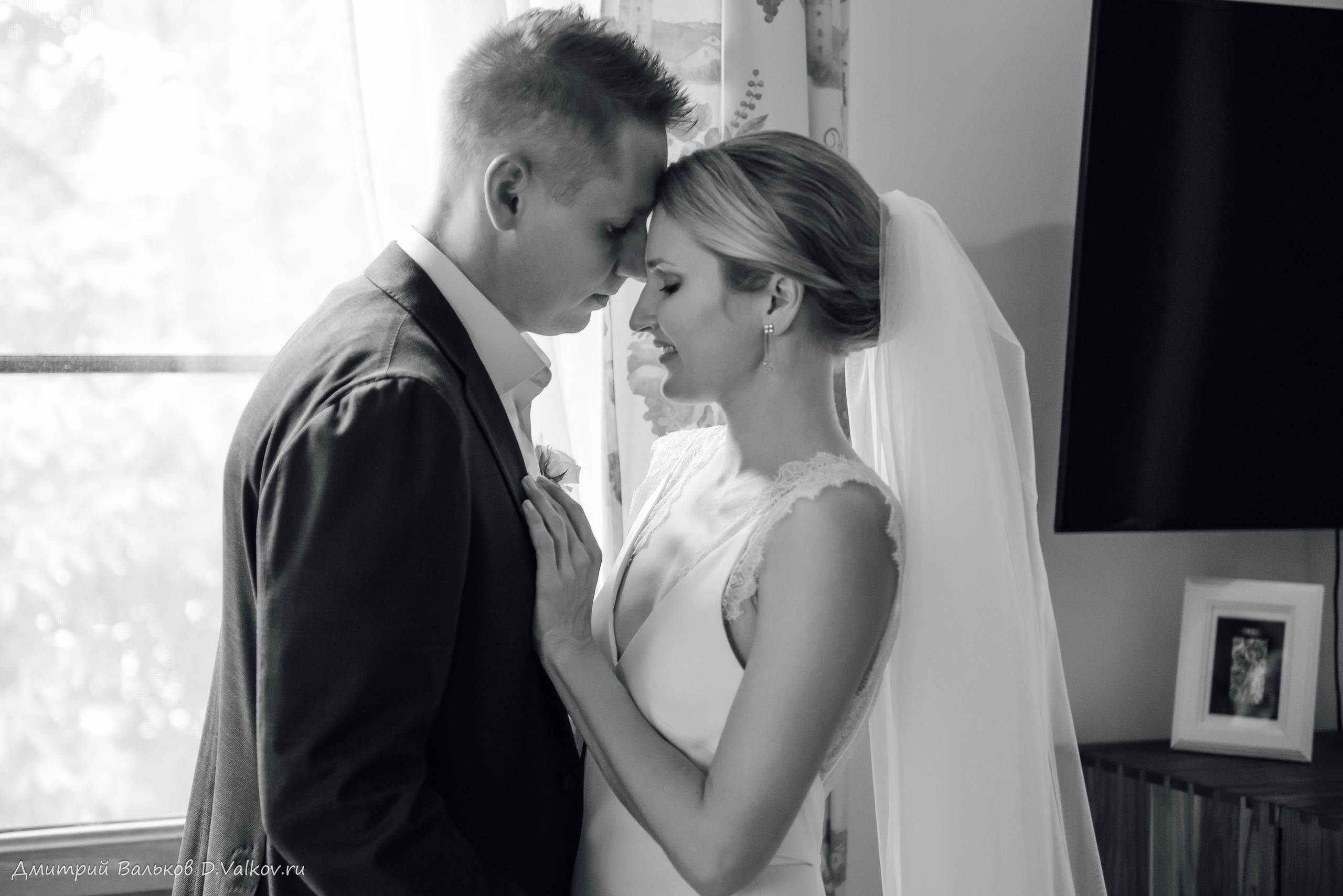 Сборы Михаила и Марины. Интерьерный и репортажный фотограф в Краснодаре Дмитрий Вальков