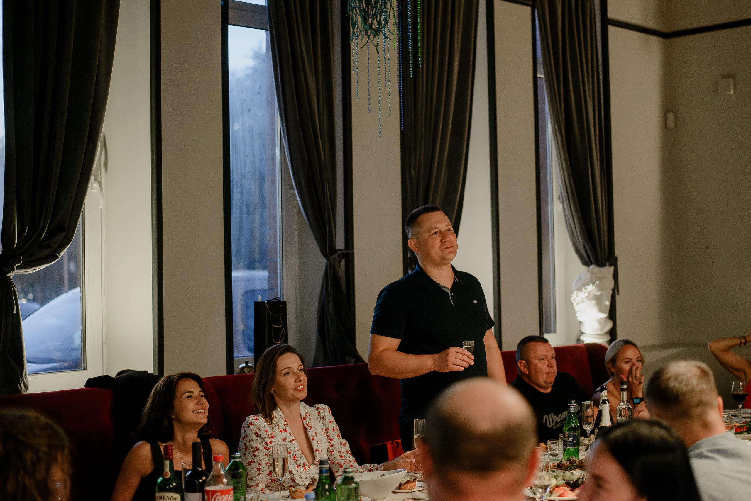 Свадьба и банкеты. Дина — ваш фотограф в Коломне и Москве. Живые портреты, любимые люди, важные события. Всё, что хочется помнить