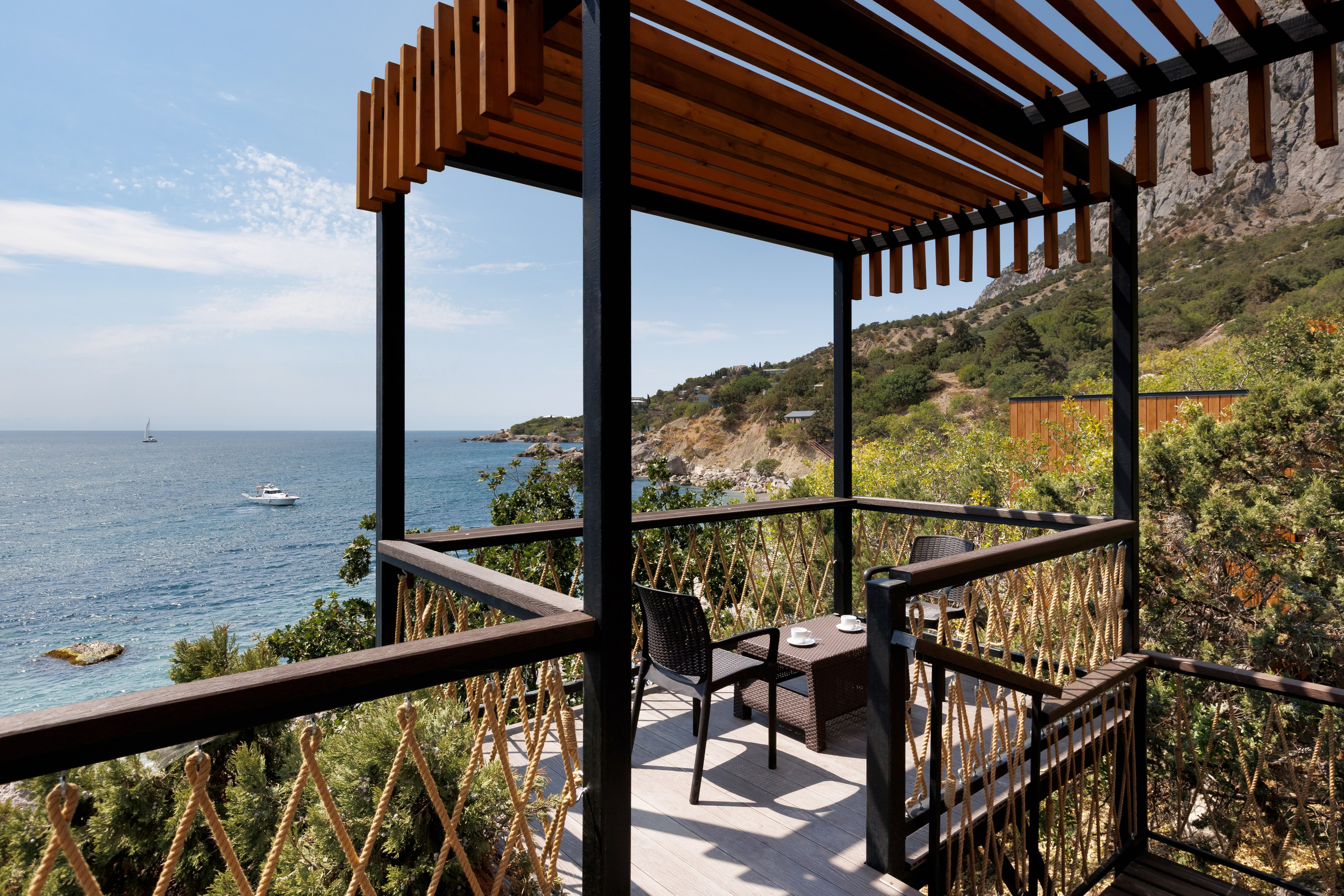 Тропы Батилиман — рекламная фотосъёмка глэмпинга на Южном берегу Крыма. Свадебный фотограф, фотосъемка в Крыму, Севастополе, Симферополе, Ялте