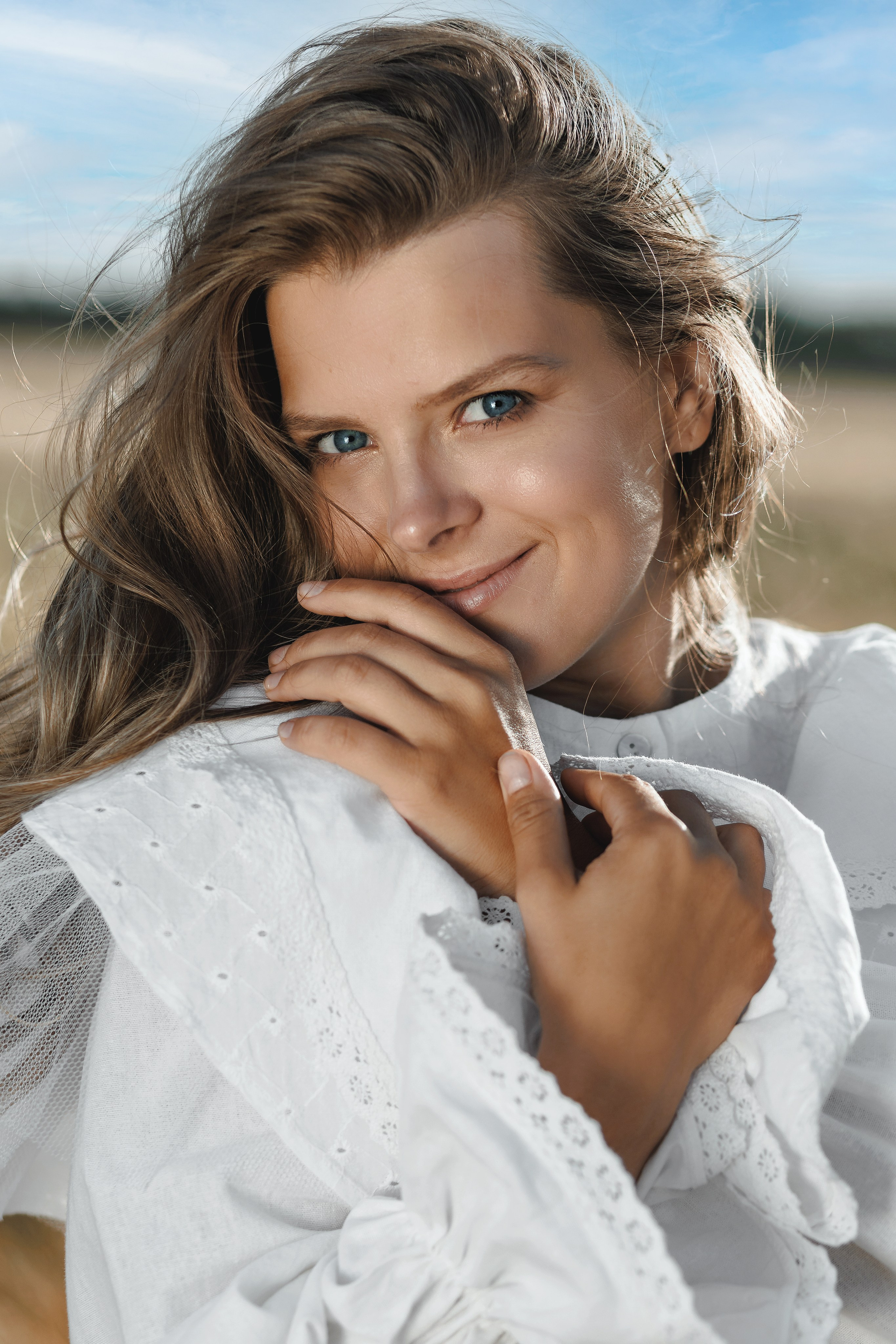 Татьяна в поле. Ирина Мезенцева | Женский и предметный фотограф | г. Омск