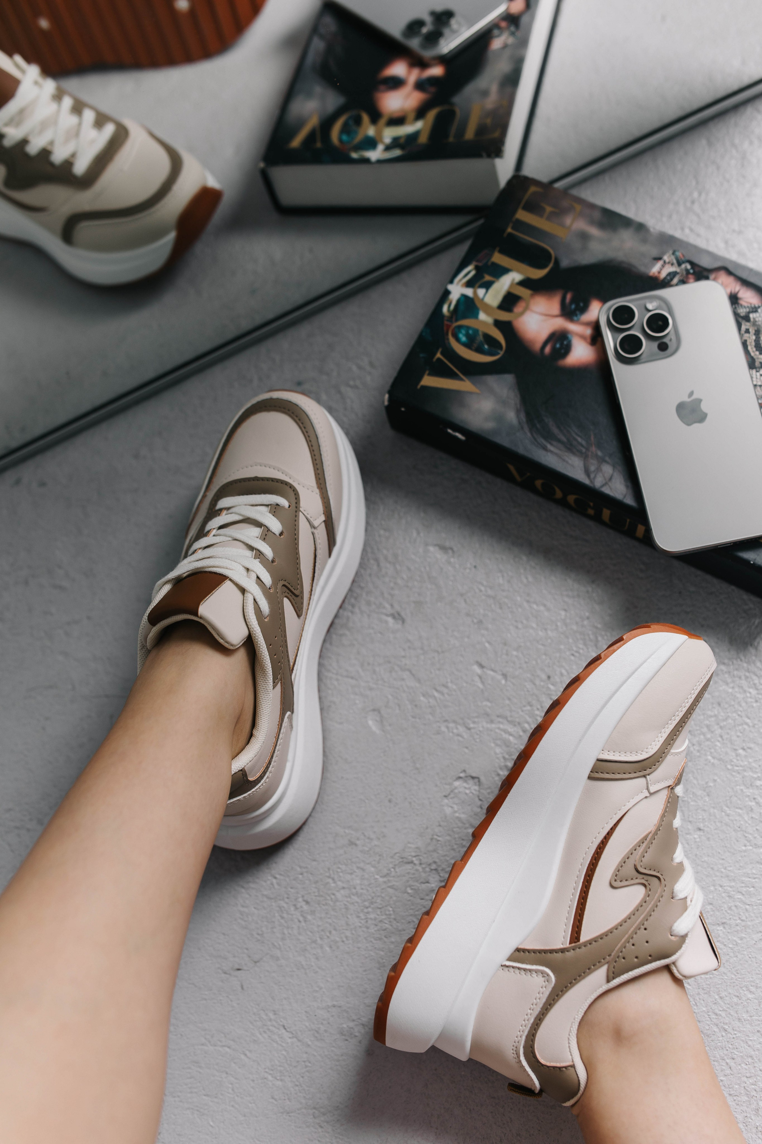 Кроссовки как в Pinterest. Профессиональный фотограф