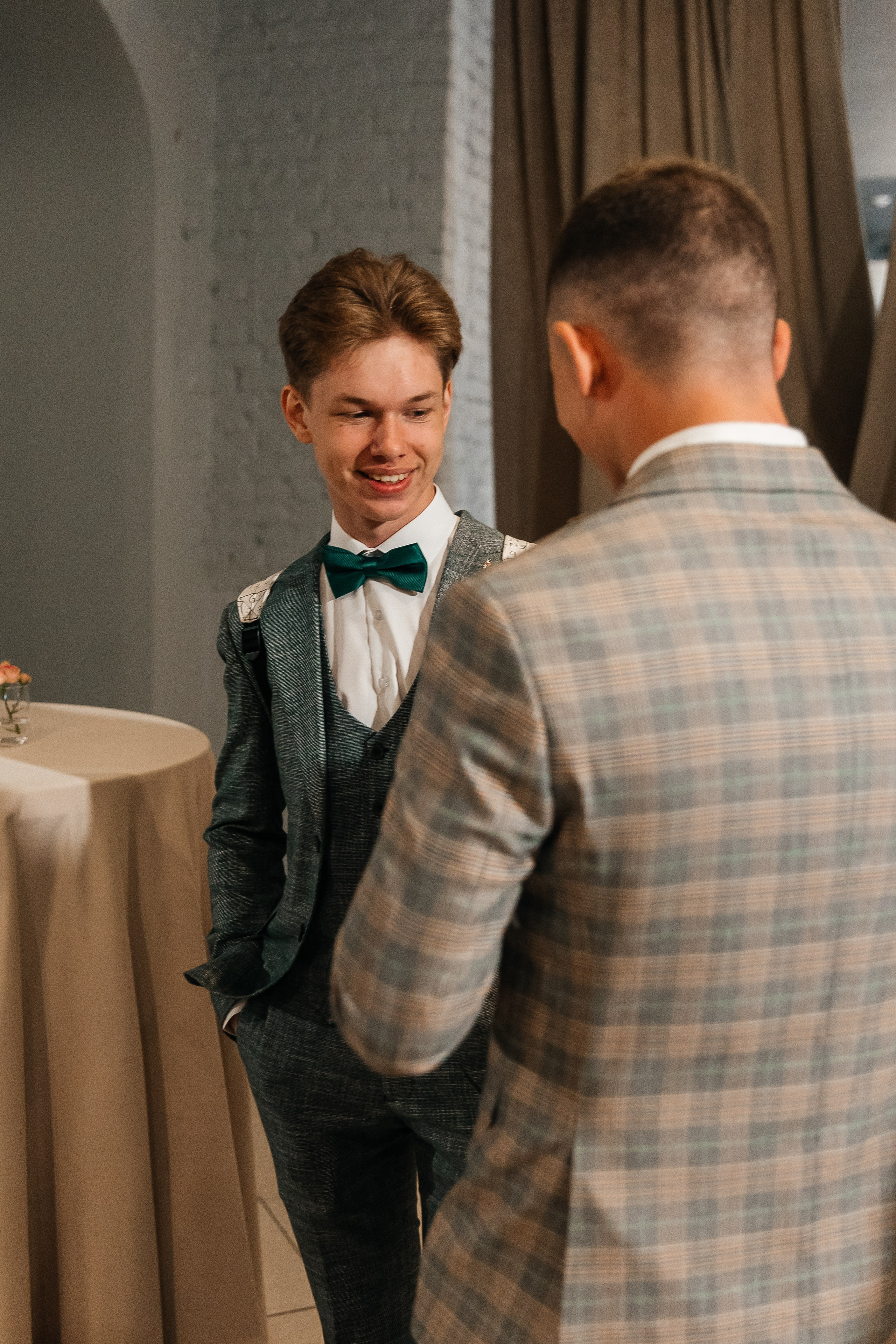 2023-06-23 Выпускной МБОУ СОШ № 10. Фотограф в Красноярске