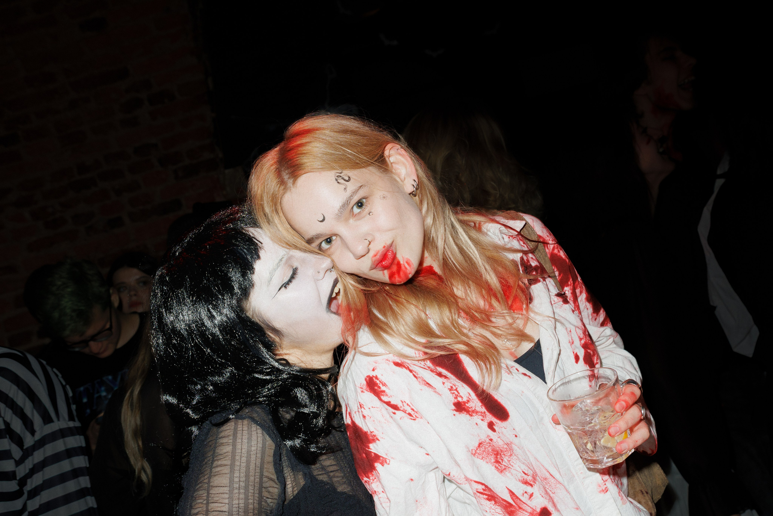 Halloween в баре «Mishka». Портретный фотограф Алина Хаунина