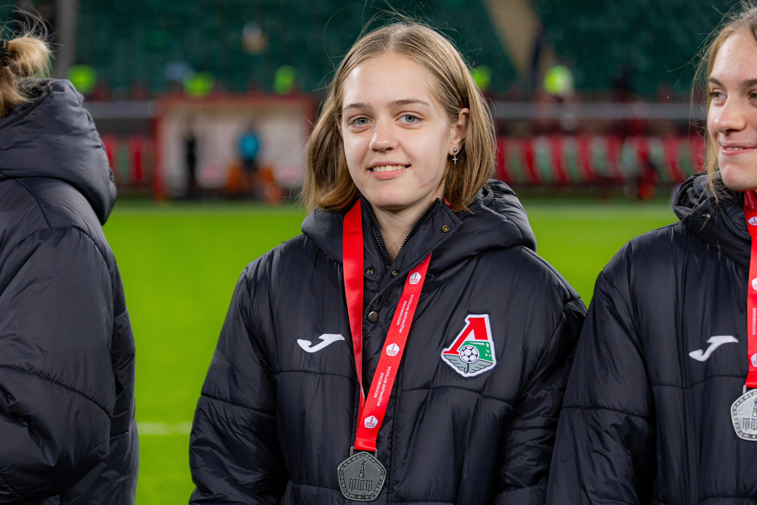НАГРАЖДЕНИЕ ЖЕНСКОГО ОТДЕЛЕНИЯ АКАДЕМИИ ФК ЛОКОМОТИВ. Artem Zenin Photography