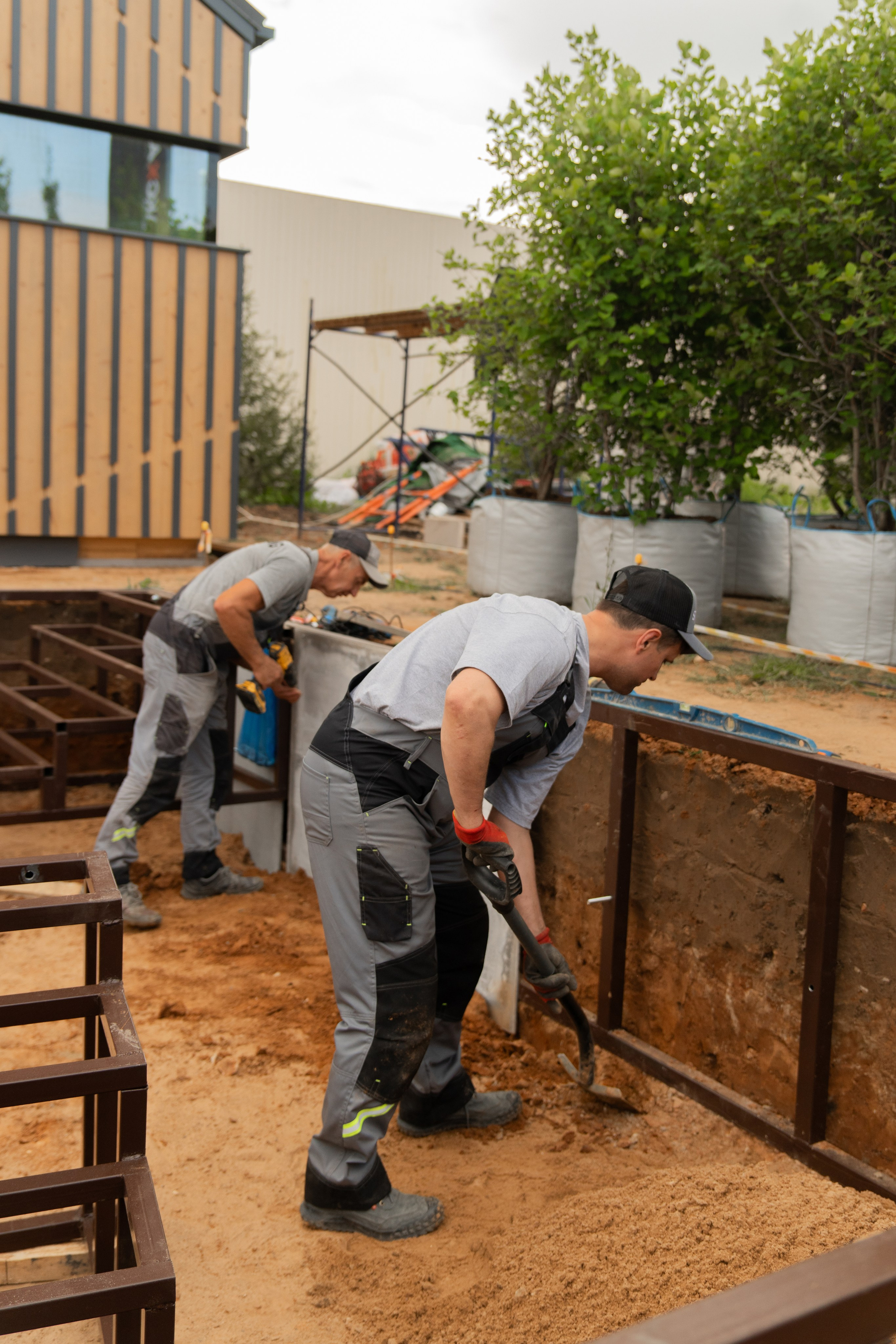 Этап ландшафтных работ. Автомобильный фотограф Светлана Усова