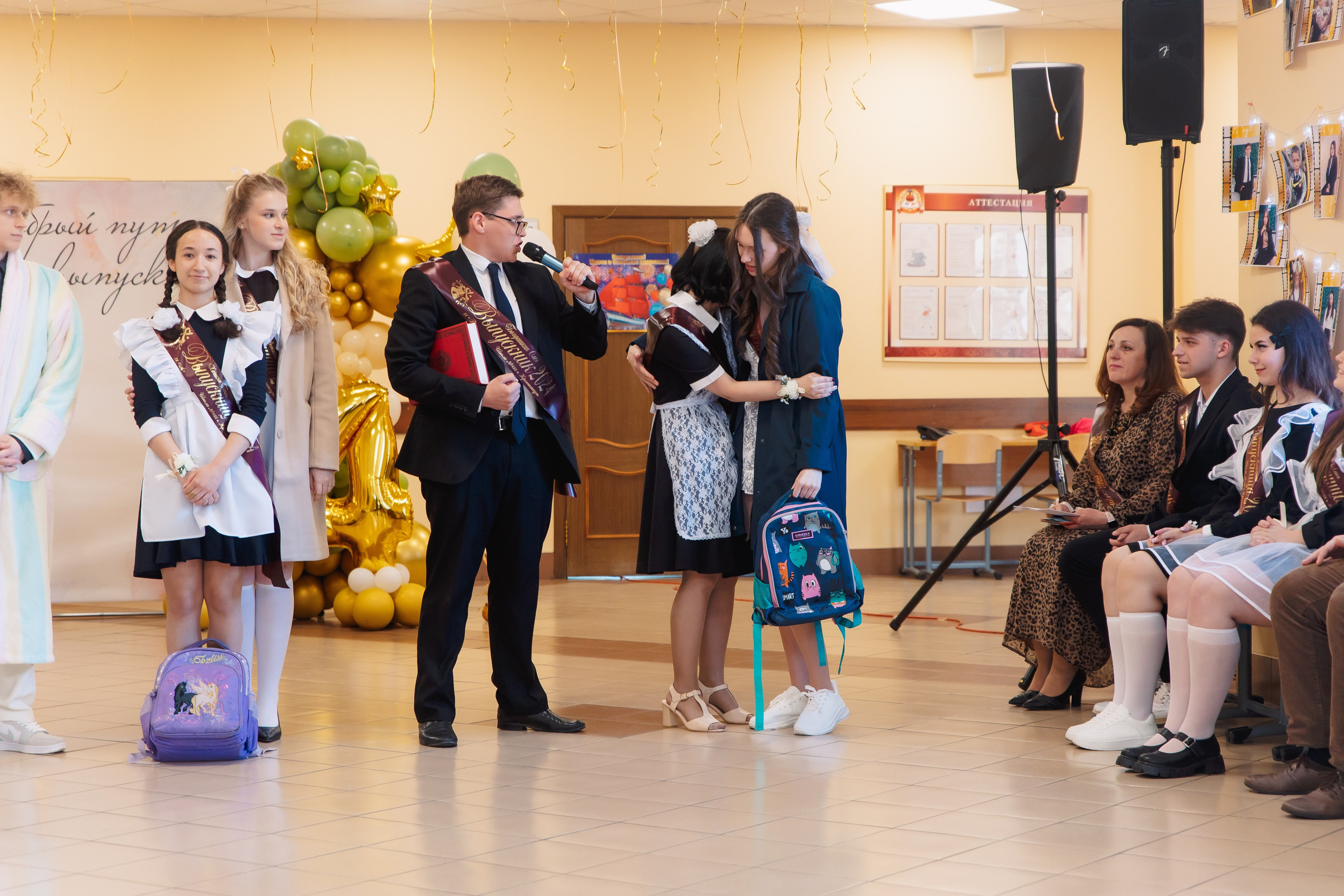 Последний звонок. Фотограф в Кронштадте и Санкт-Петербурге Анастасия Коваленко