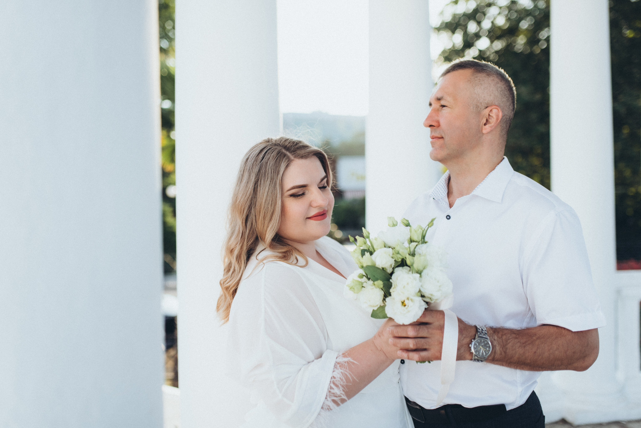 Свадебная фотосессия в морском порту Сочи на рассвете. Фотограф в Сочи — Маргарита Поганова