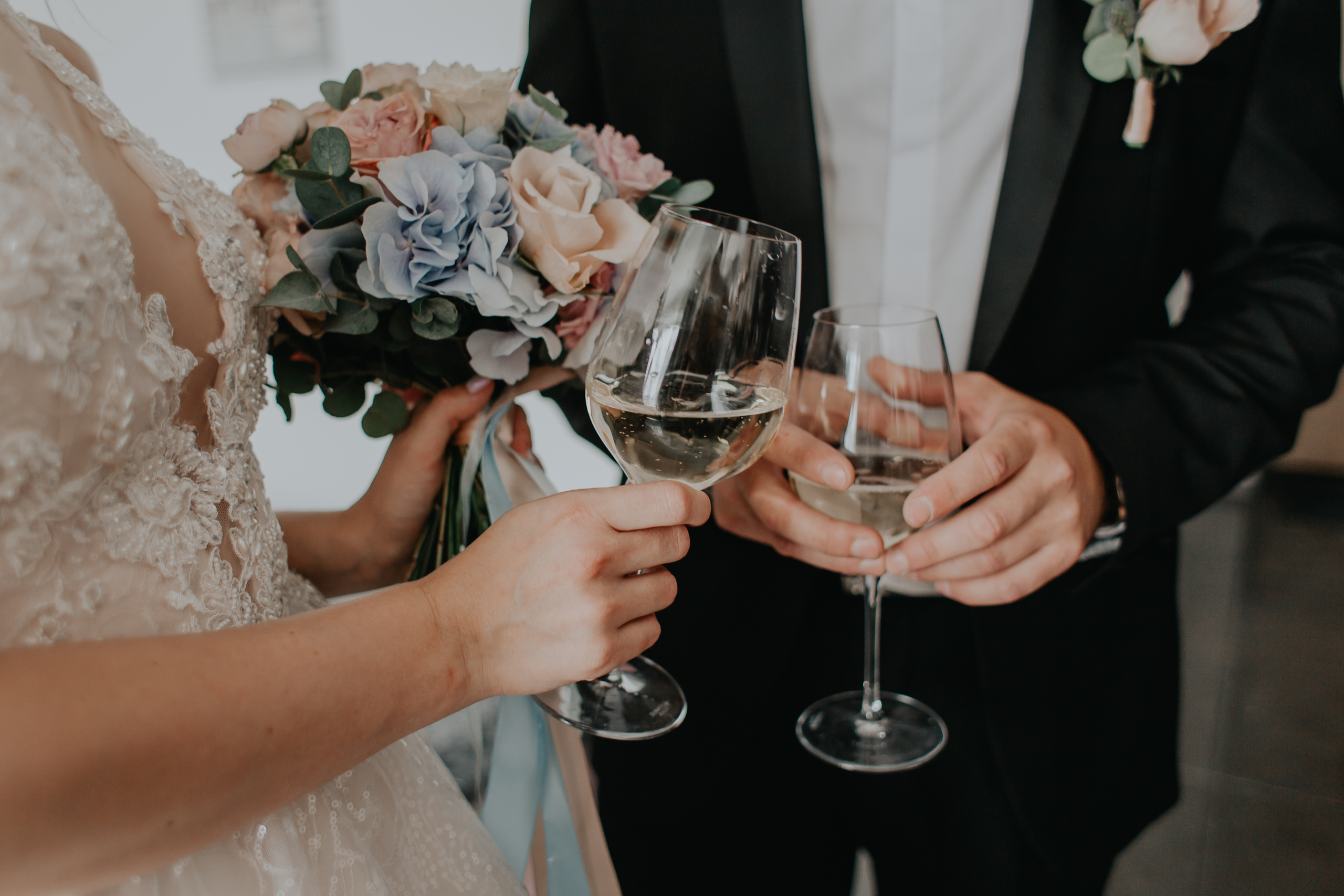 лавстори, фотограф Витебск, фотограф Минск , свадьба, свадебный фотограф Витебск, свадебный фотограф Минск, свадебное платье Витебск, свадебное платье Минск, букет невесты