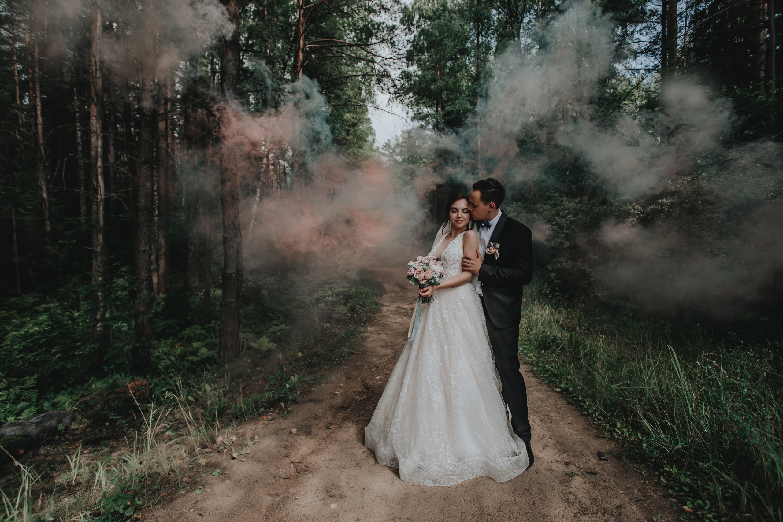 лавстори, фотограф Витебск, фотограф Минск , свадьба, свадебный фотограф Витебск, свадебный фотограф Минск, свадебное платье Витебск, свадебное платье Минск, букет невесты