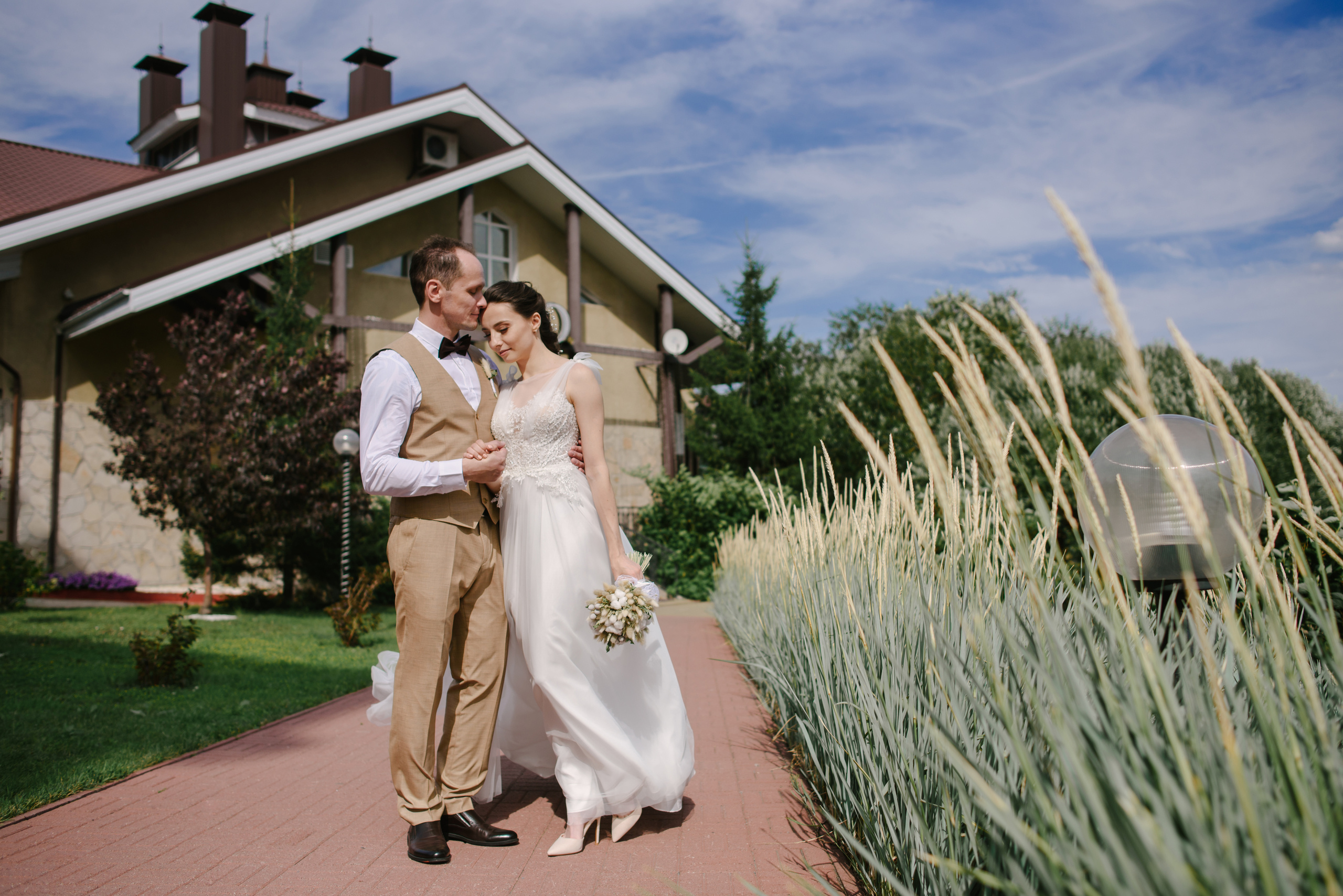 Weddings. Wedding and family photographer USA