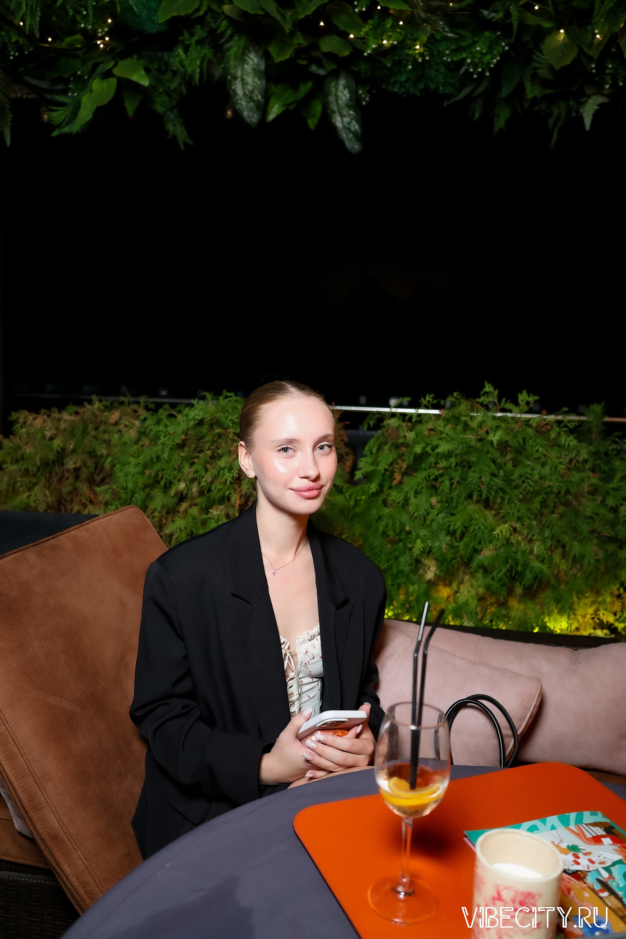 DOUBLE U. VIBECITY.RU Вайб Сити Ру Фоторепортажи Фотоотчеты Калининград