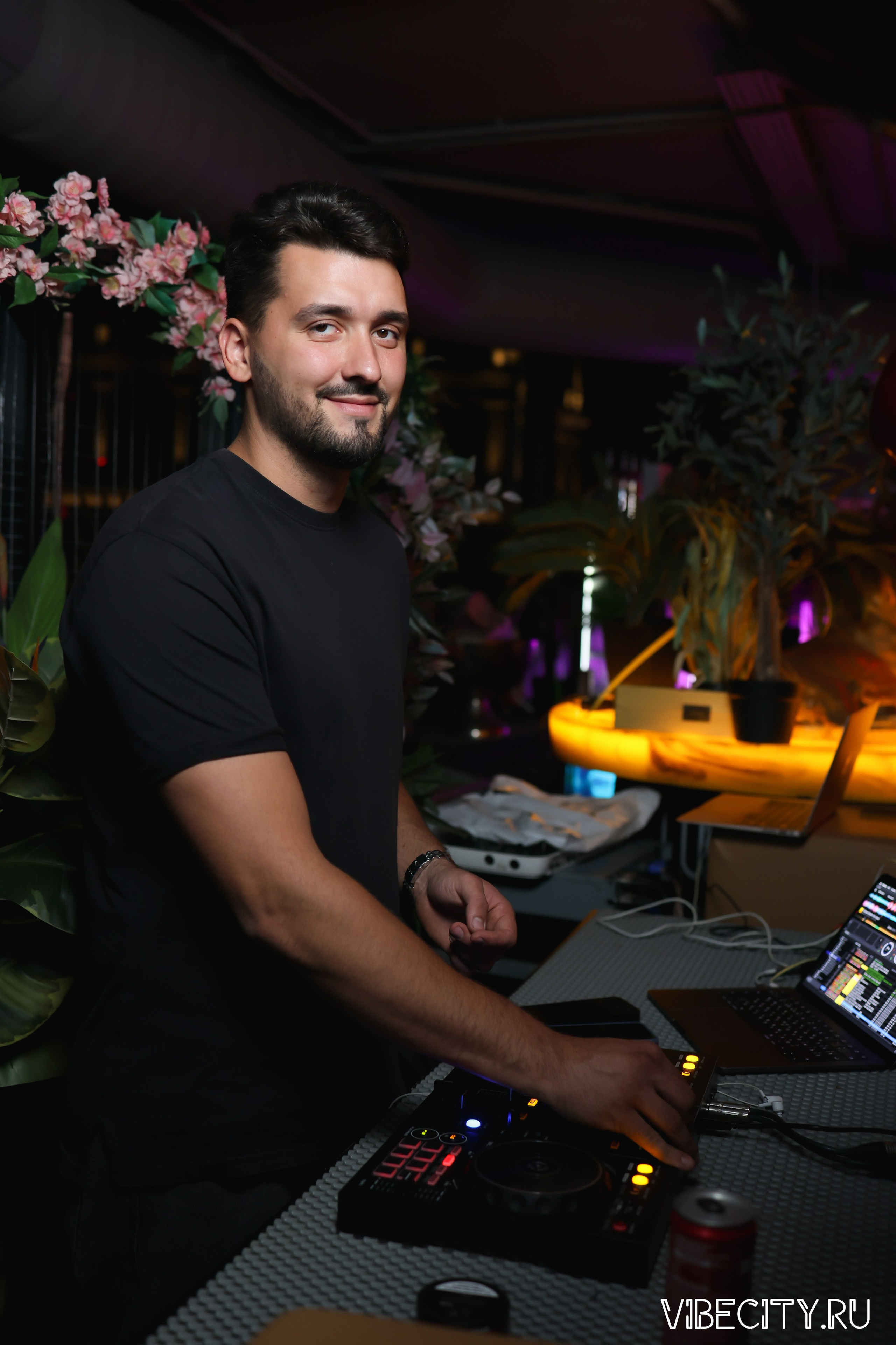 DOUBLE U. VIBECITY.RU Вайб Сити Ру Фоторепортажи Фотоотчеты Калининград