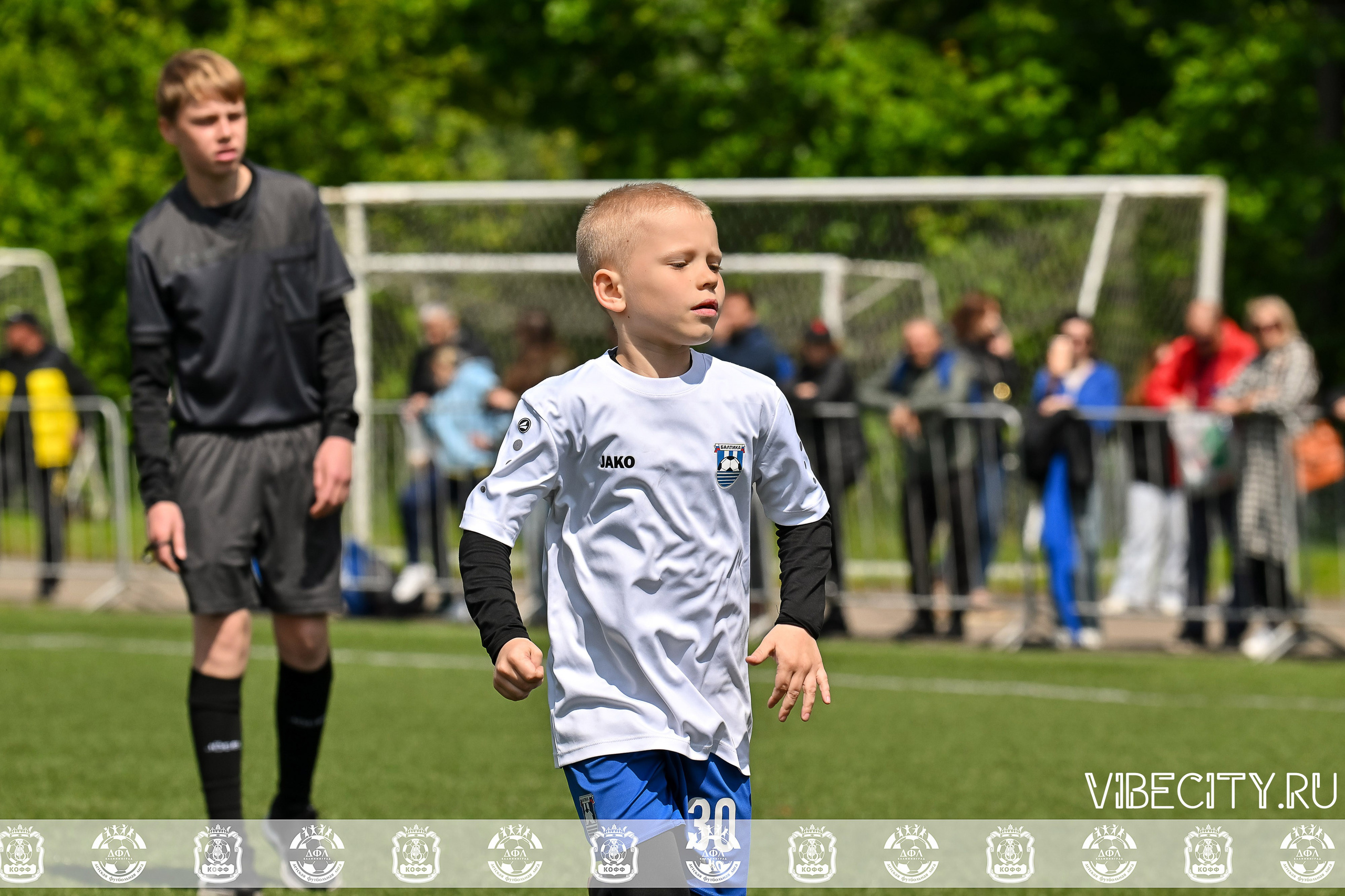 Большие Звезды светят Малым. VIBECITY.RU Вайб Сити Ру Фоторепортажи Фотоотчеты Калининград