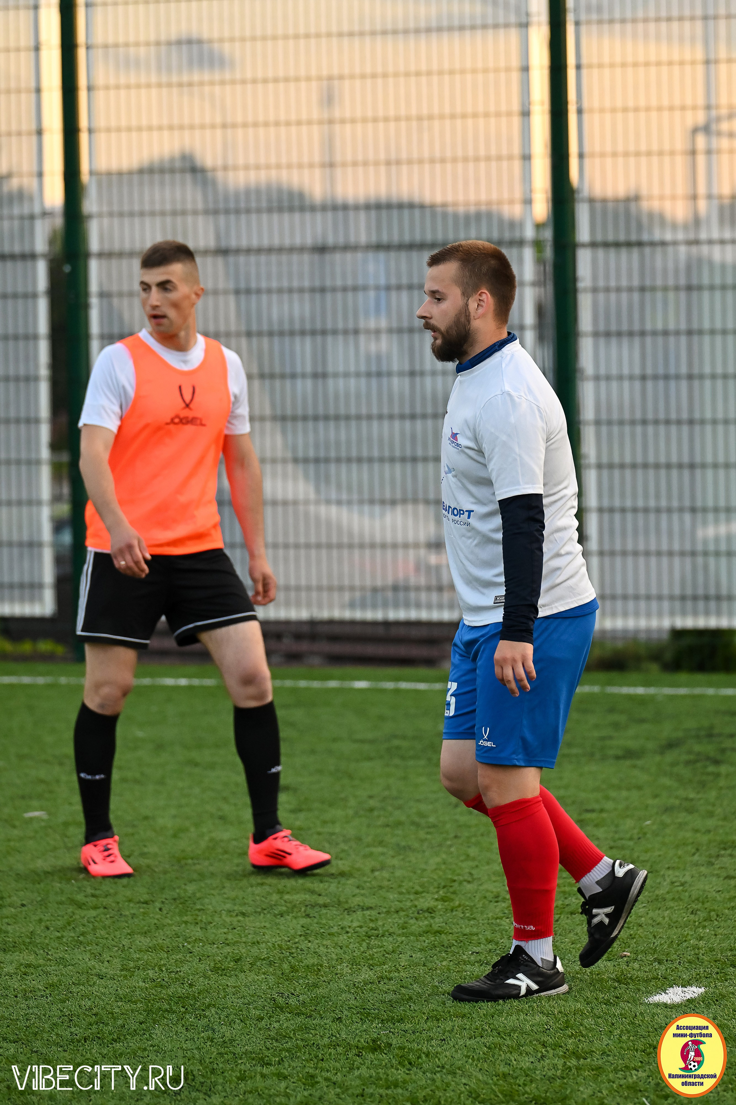 ИГРЫ МИНИ-ФУТБОЛЬНОЙ И КОРПОРАТИВНОЙ ЛИГИ. VIBECITY.RU Вайб Сити Ру Фоторепортажи Фотоотчеты Калининград