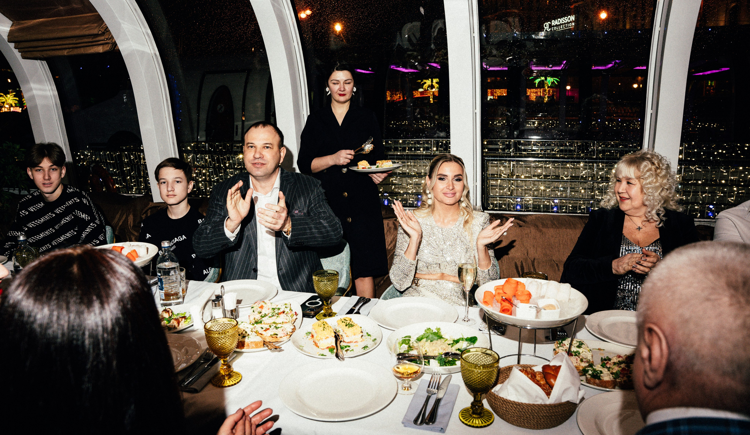 Корпоратив Erwin Река. Портретный и репортажный фотограф