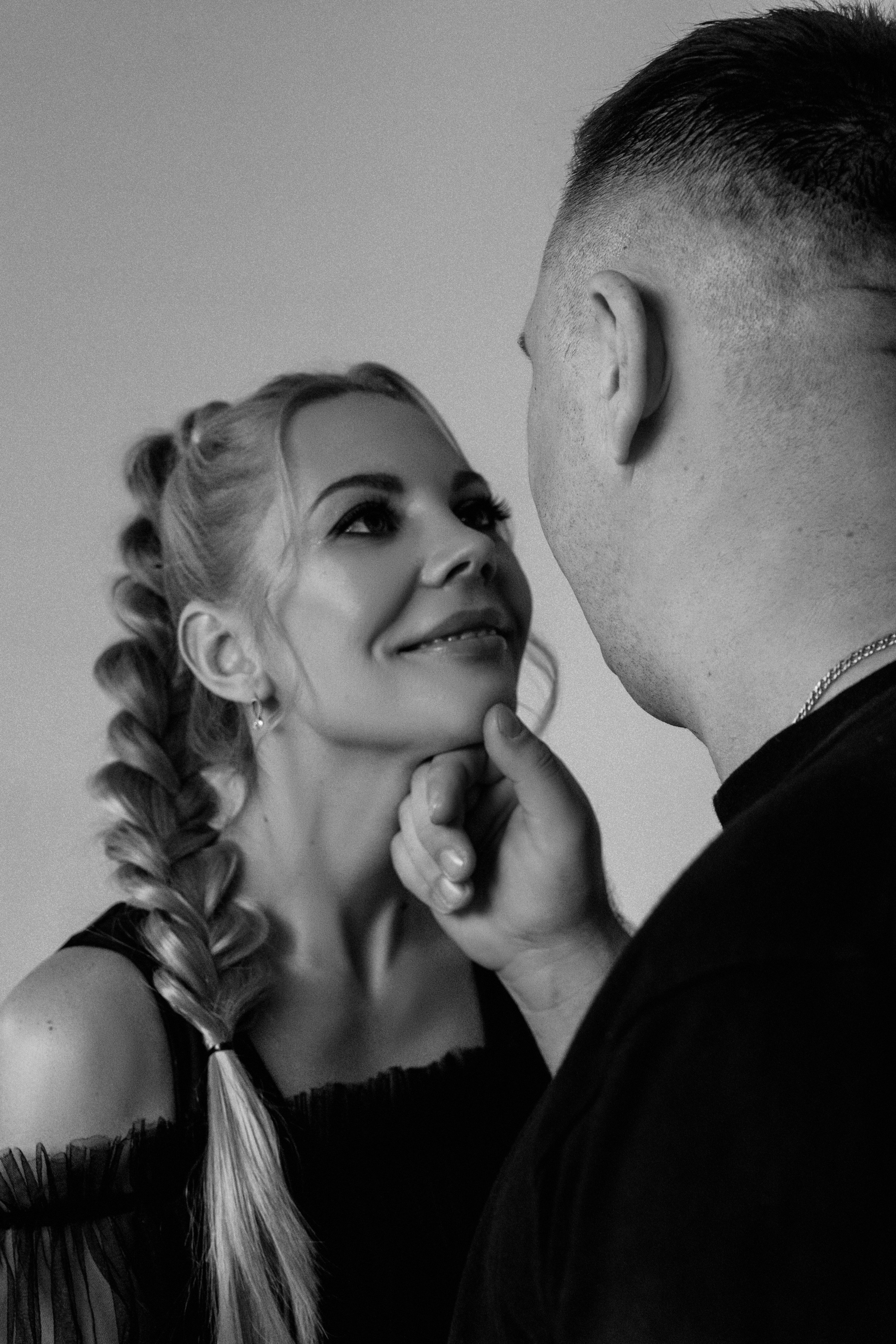 Магия семейных кадров в уютной студии. Ваш семейный фотограф в Минске — Вика Трегубова