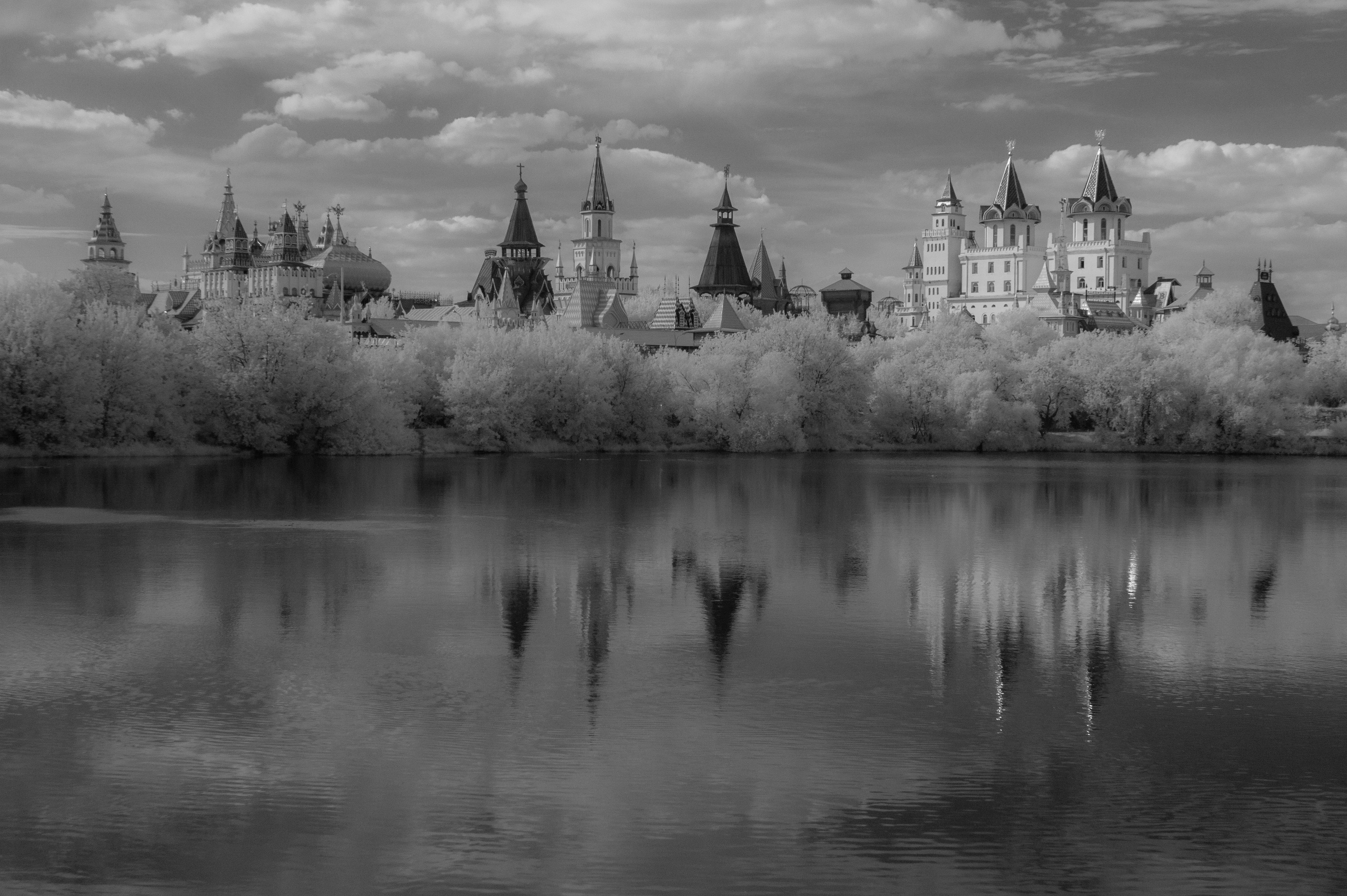 Black and White — Черно белый