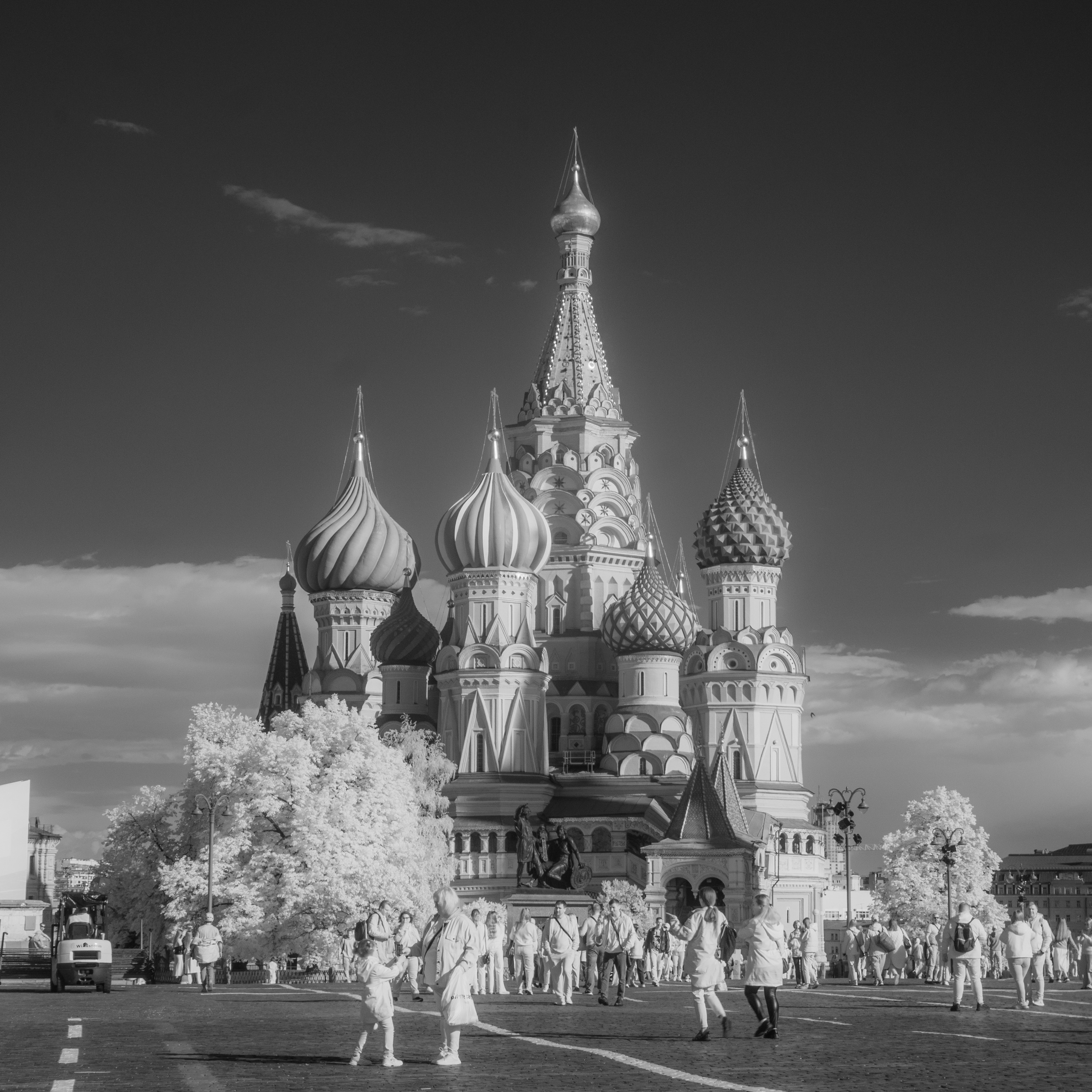 Black and White — Черно белый