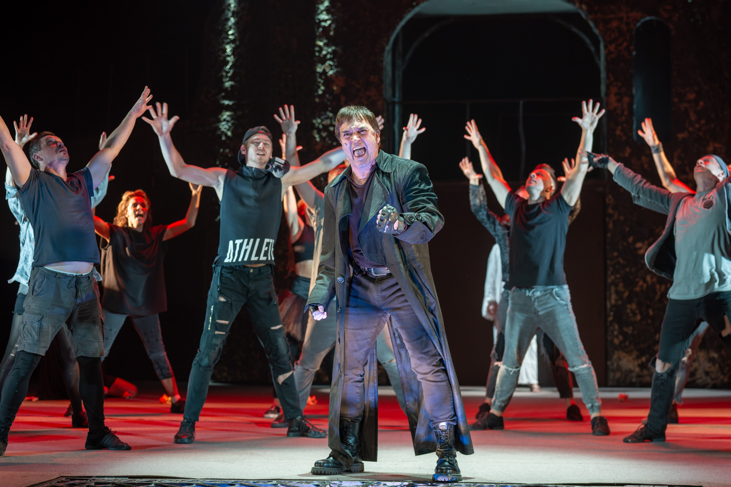 Театр Моссовета: Иисус Христос Супервезда — 35 лет на сцене. Сайт фотографа Сергея Абрамова