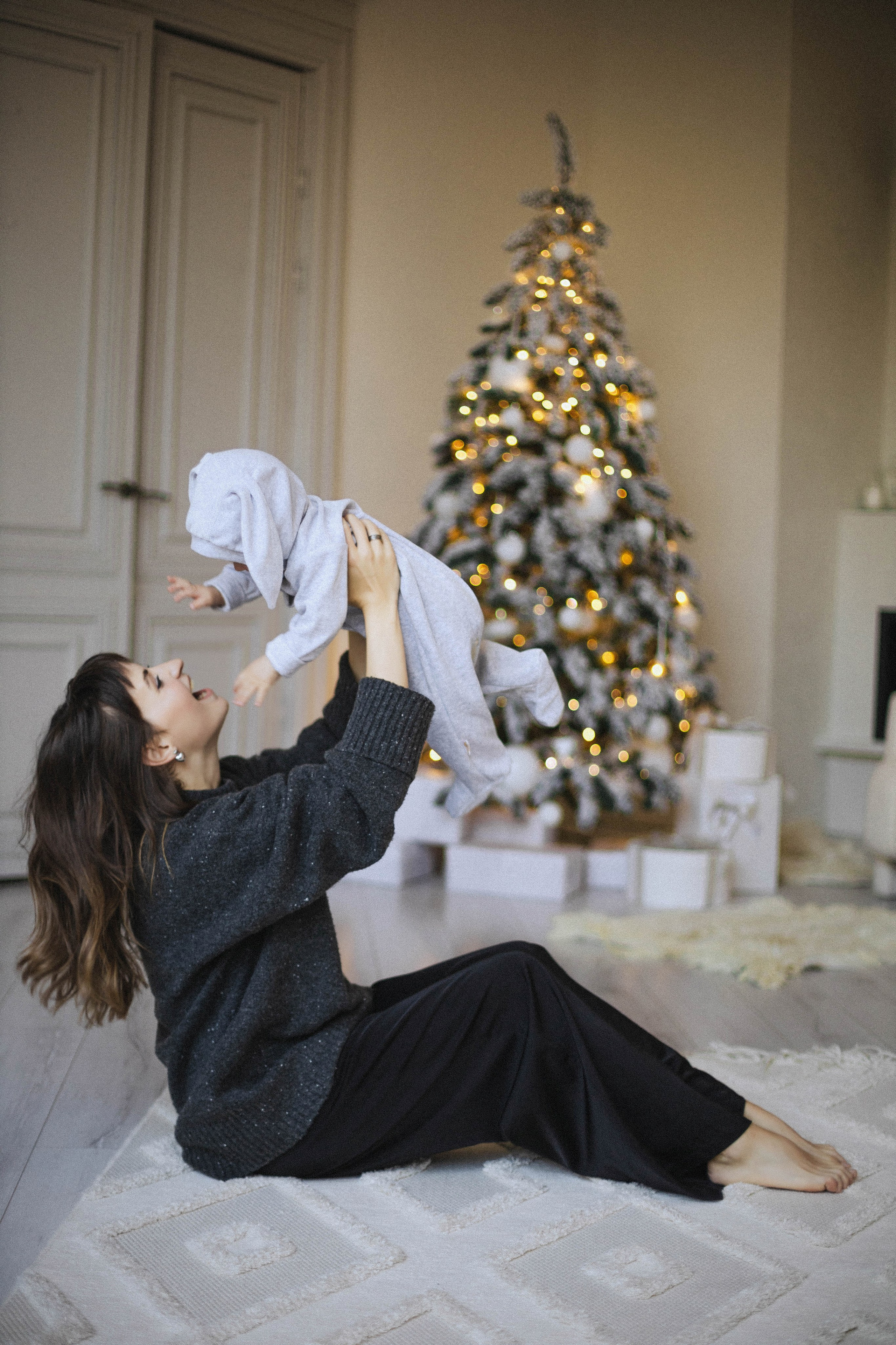 Нежность мамы. Портретный и свадебный фотограф в Астрахани Сабира Аубекерова