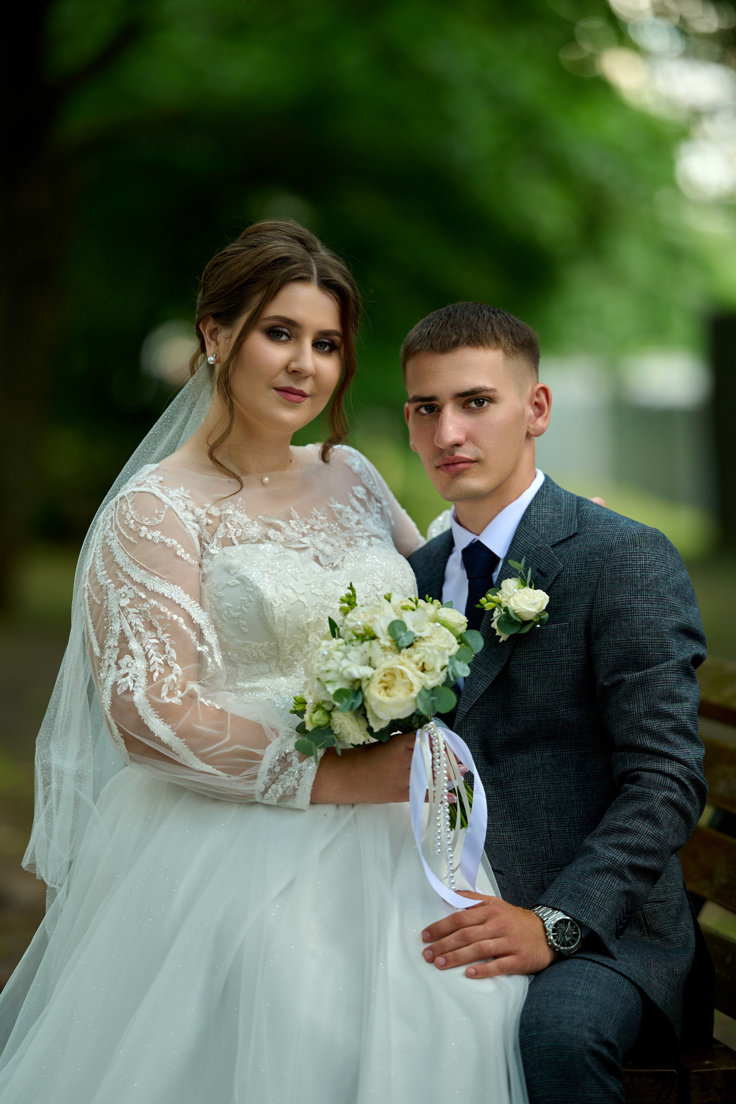 Прогулка в аллее. Профессиональный фотограф Старый Оскол, Губкин — свадьба, венчание, крещение, юбилей и день рождения