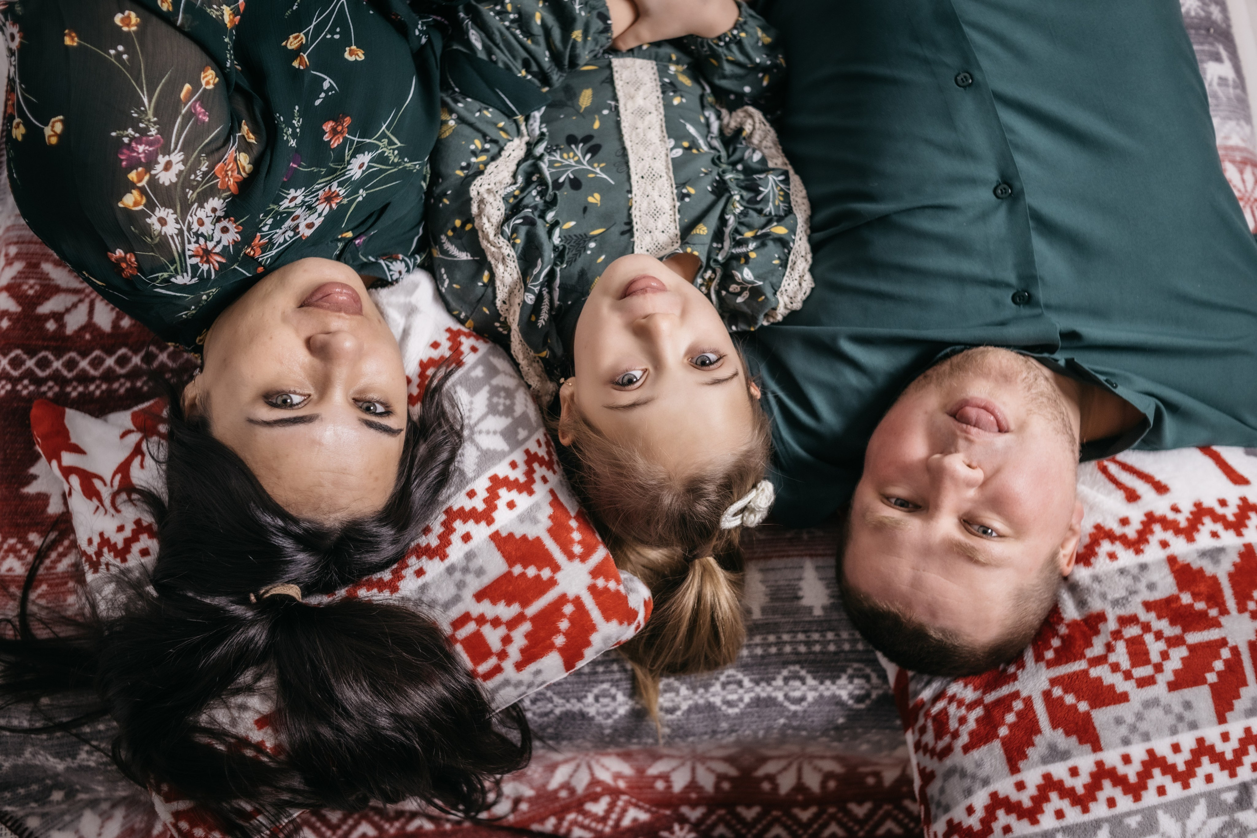 Лидия, Сергей, Валерия. Фотограф Регина Крикунова г. Красноярск