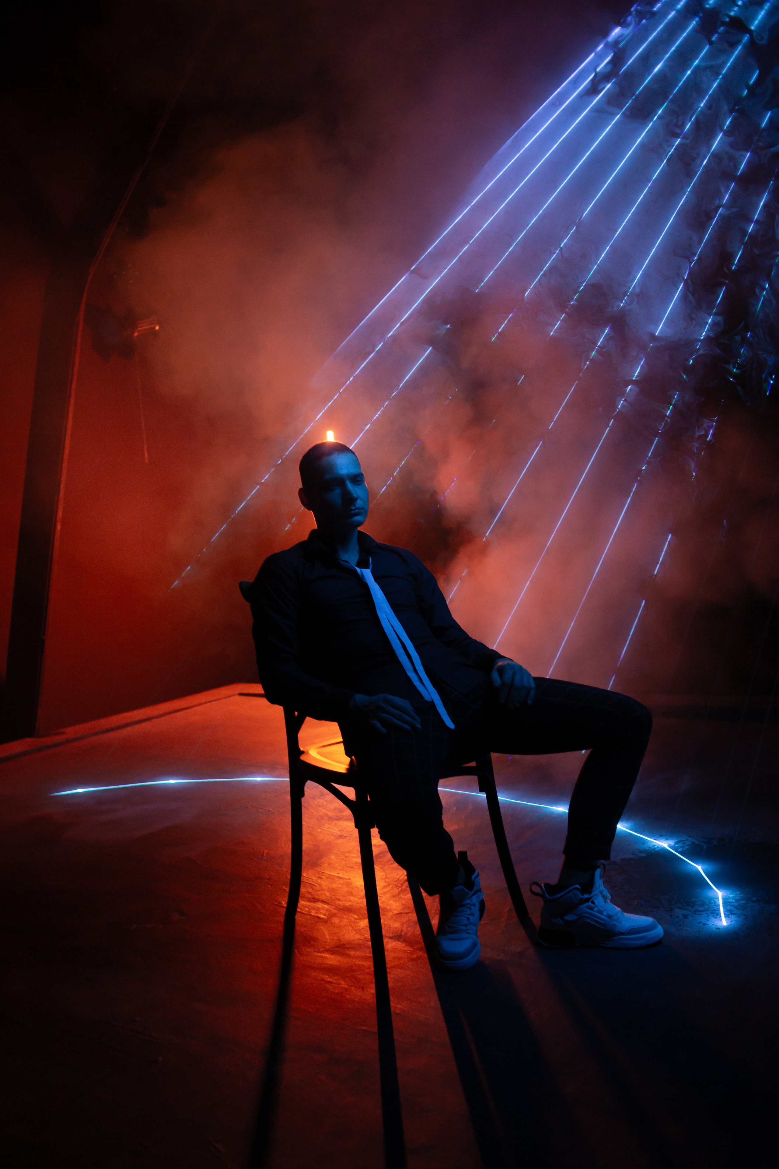 Евгений. Съёмка с лазером. Фотограф Регина Крикунова г. Красноярск