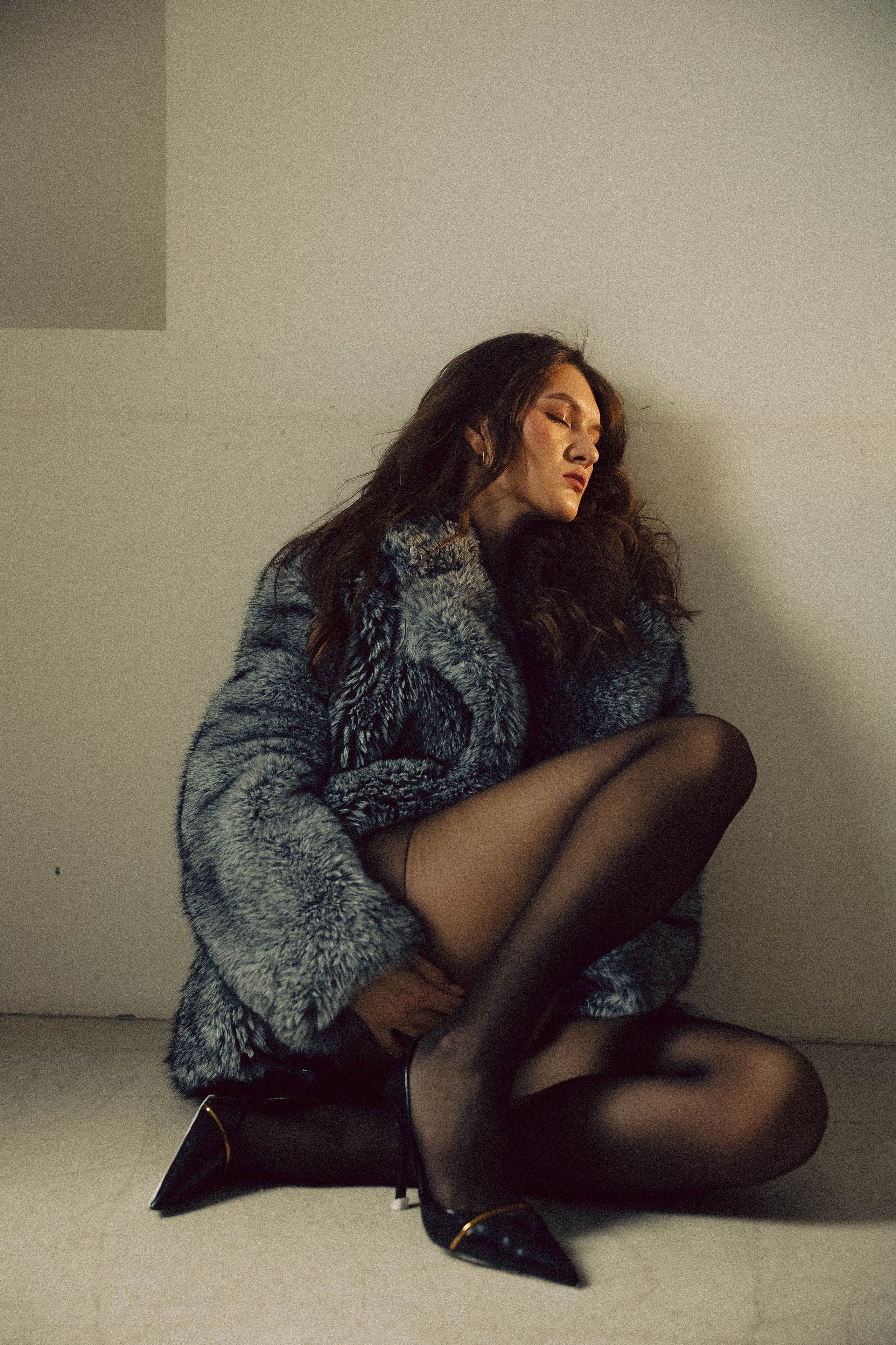 Юля. Мансарда. Photographer in Moscow & everywhere in the World Alena Vyalova