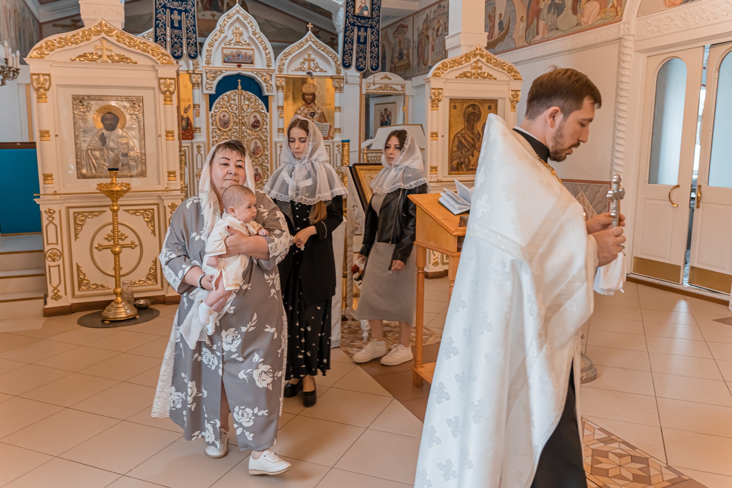 Крещение Марка. Отличные фотографии своих близких, своего бизнеса или даже себя. СПб