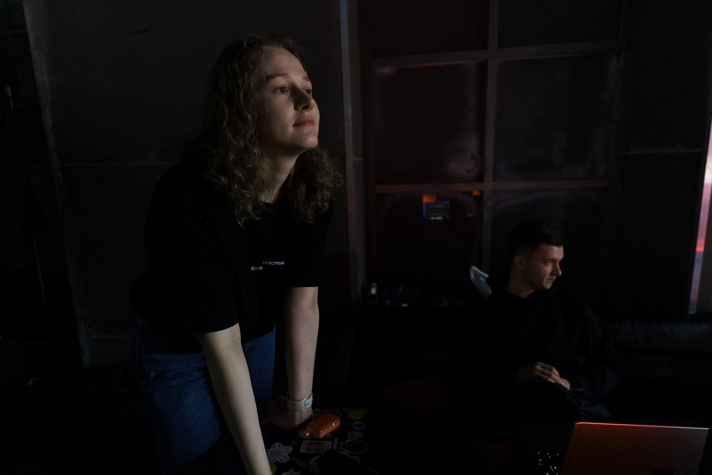 Бэкстейдж подкаста и ютуб шоу. Концертный и портретный фотограф Москва и Санкт-Петербург