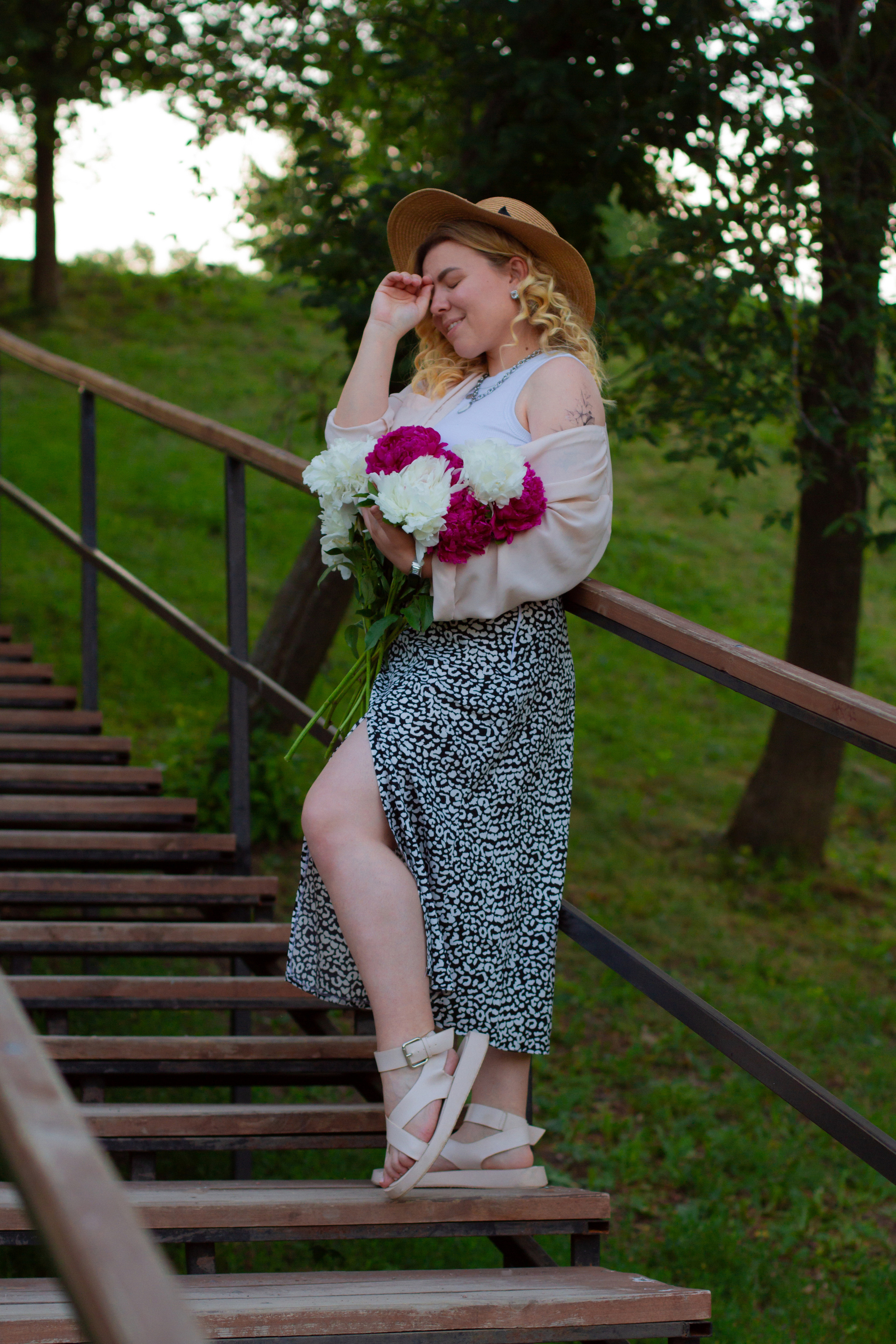 Елена пионы. Фотограф Светлана Бурова