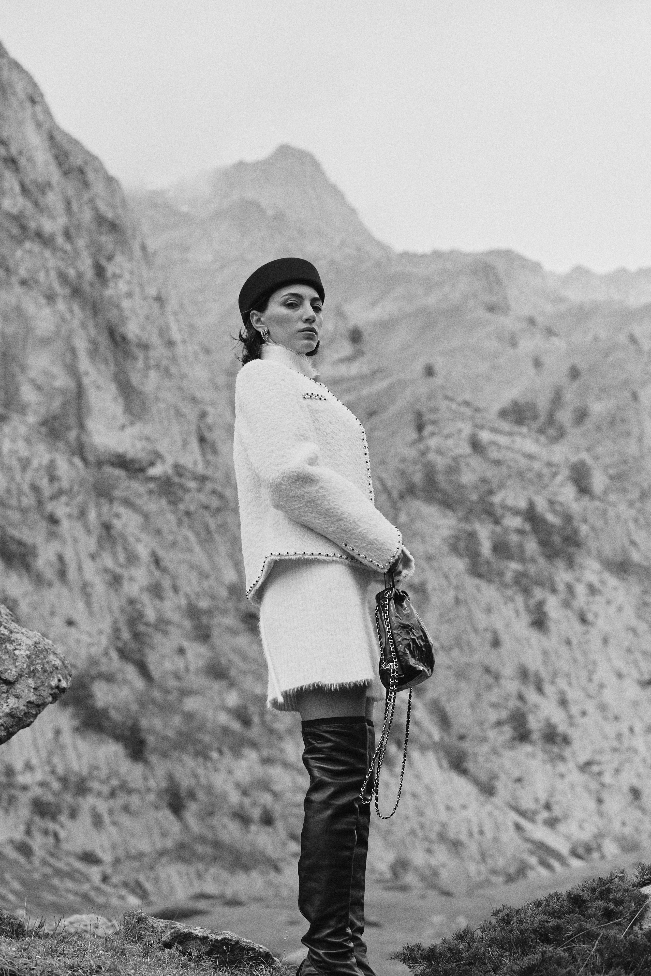 Имиджевая съемка для бренда в горах. Фотограф Продюсер в горах КБР / Москва  Нальчик Горы