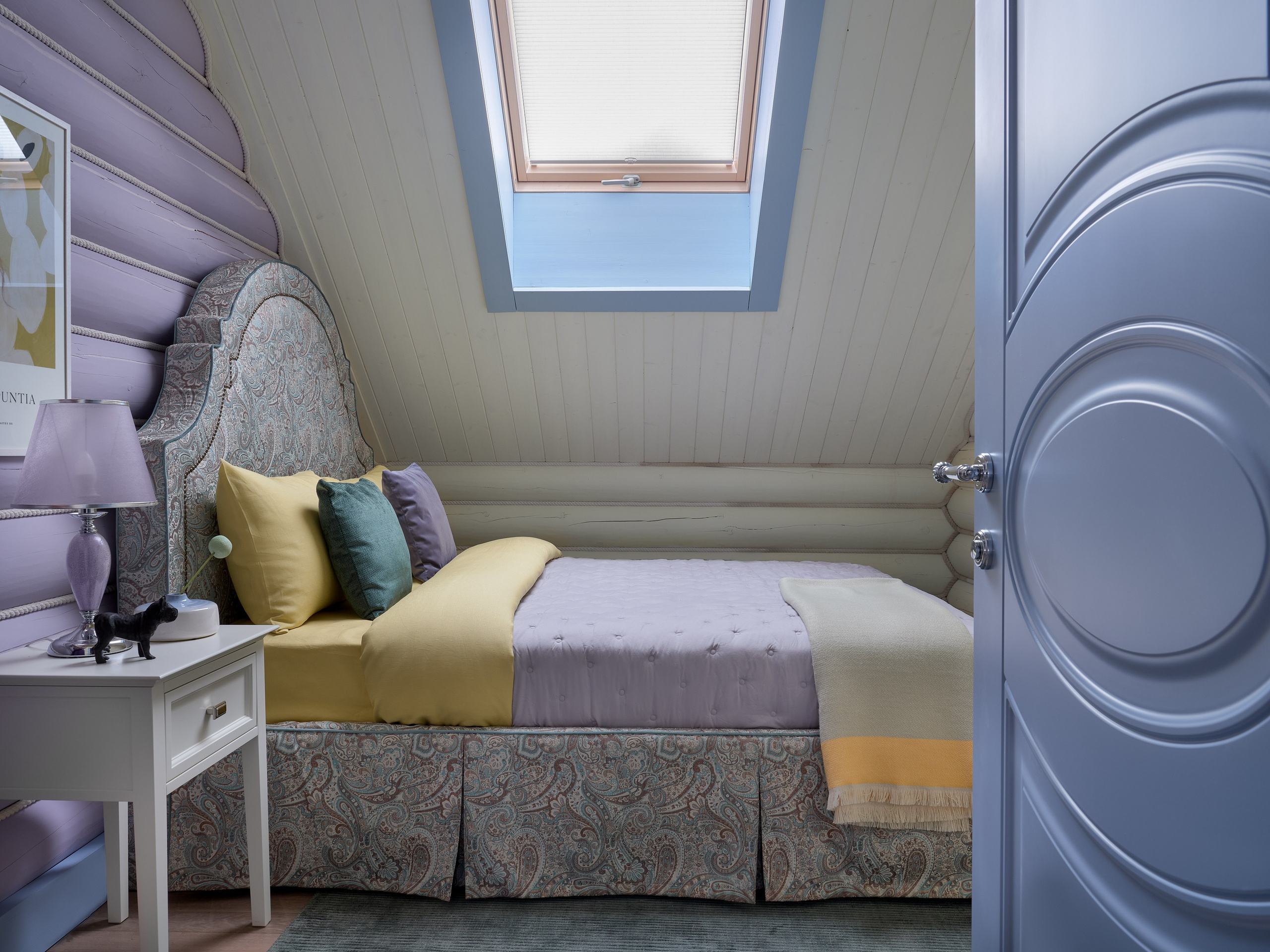 Бревенчатый светлый дом. Фотограф Наталья Вершинина