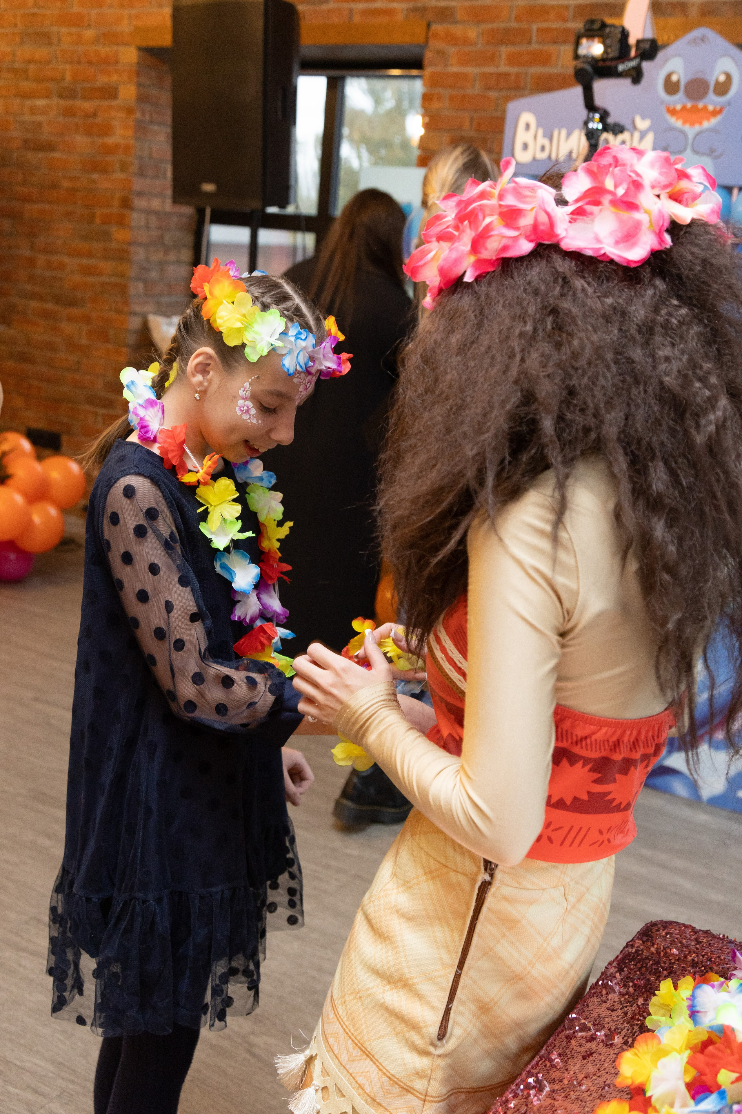 День Рожденья Оливия 7 лет. Портретный Студийный и уличный фотограф Москва. Индивидуальные, Семейные, Беременность, Будуар, Каталог, контент съемки для блога и бизнеса