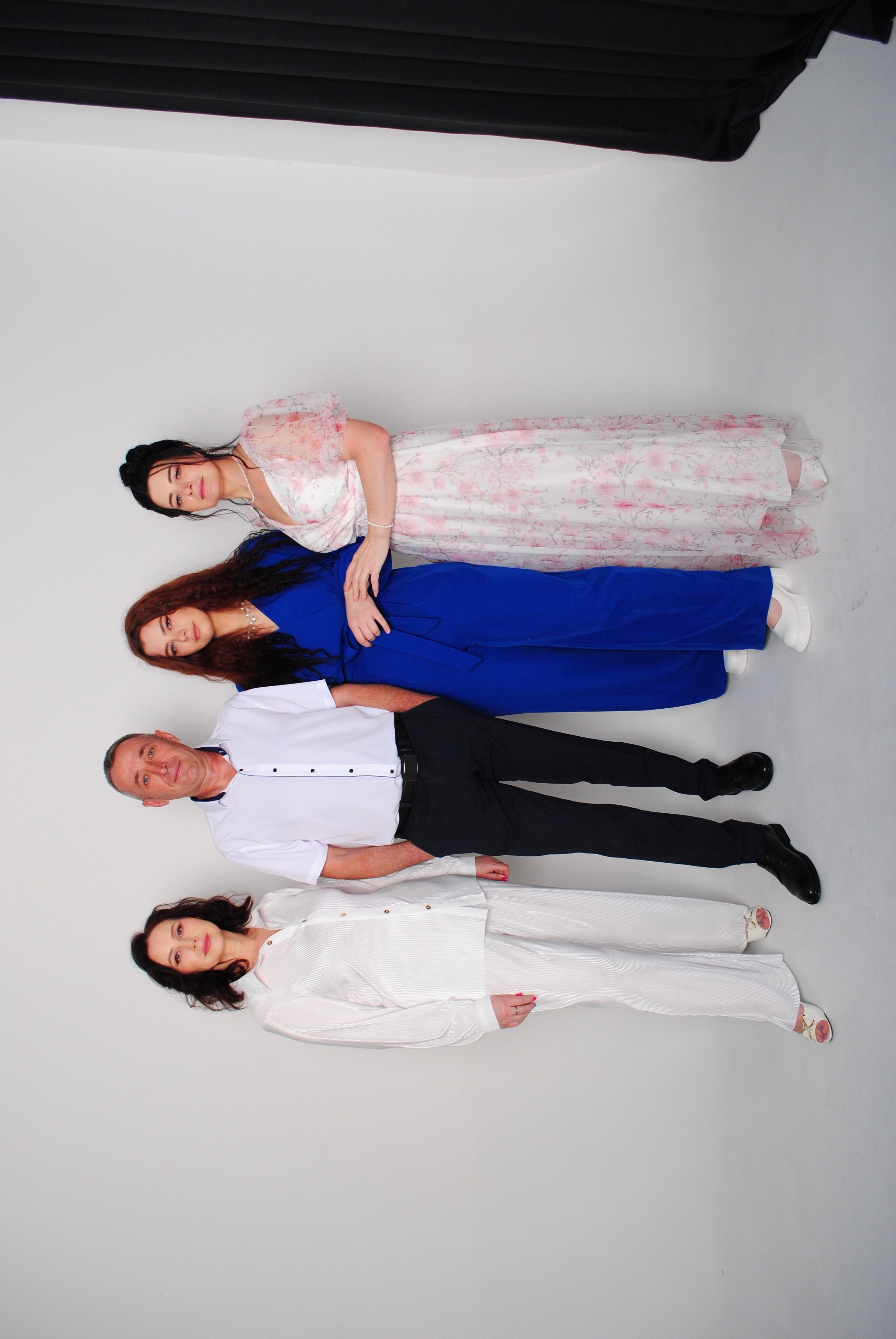 Елена и семья. Фотограф Мария Мусаелян