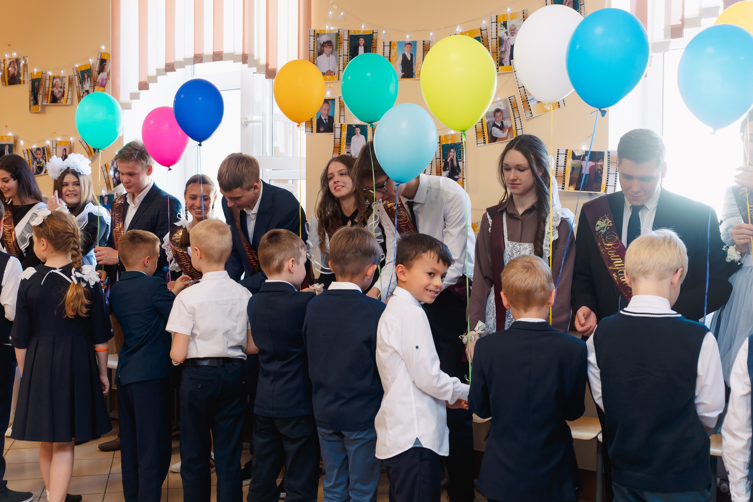 Последний звонок. Фотограф в Кронштадте и Санкт-Петербурге Анастасия Коваленко