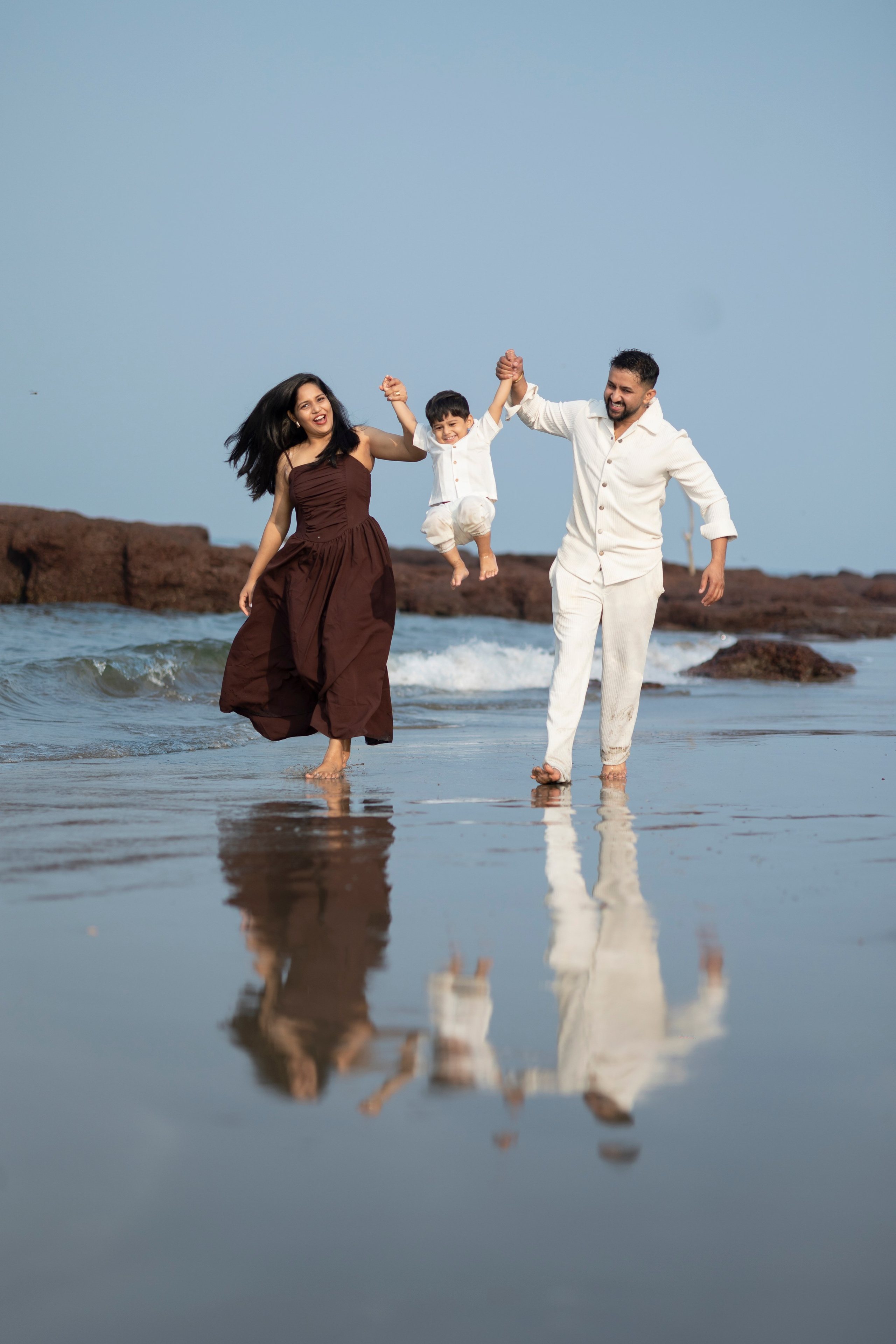 Family photo session in Morgim (GOA). Свадебные видео