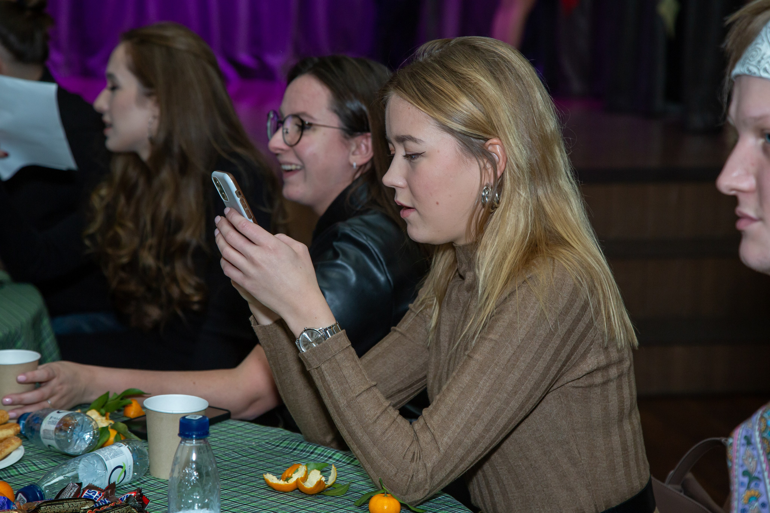 Репортажная съёмка для Домисольки на новый год. «Студия DRONAVT`s» — видеосъёмка и фотография г. Москва