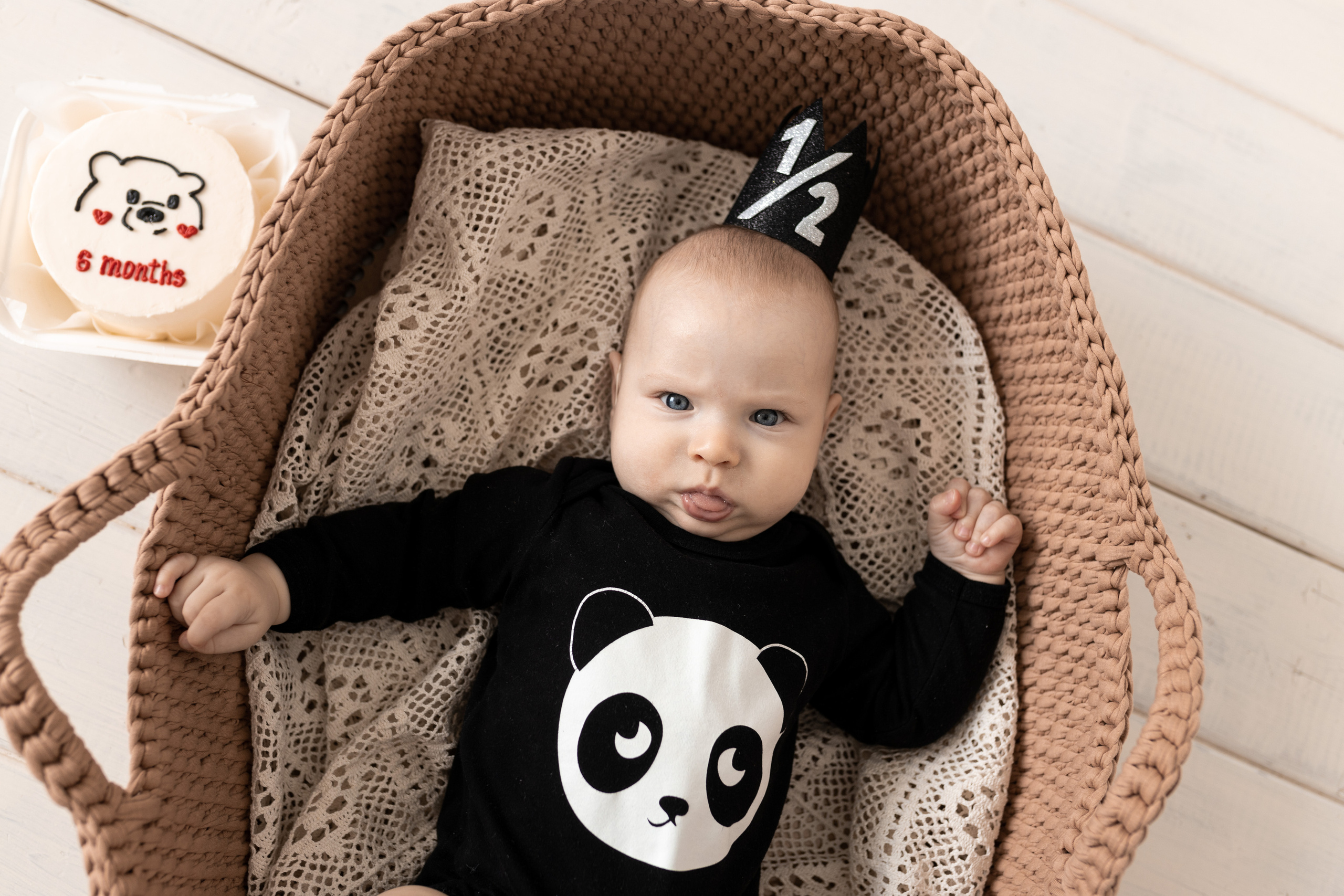 Макару 6 месяцев. Фотограф новорожденных в Барнауле Русакова Анастасия